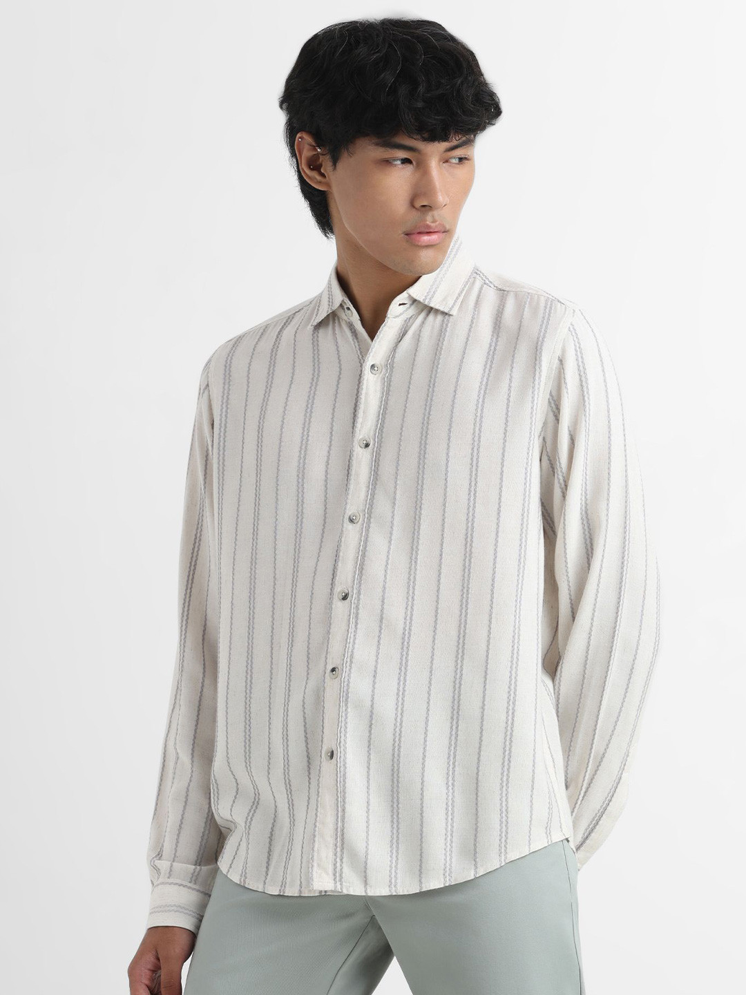 

YUVAKAA Men Striped Casual Shirt, Grey