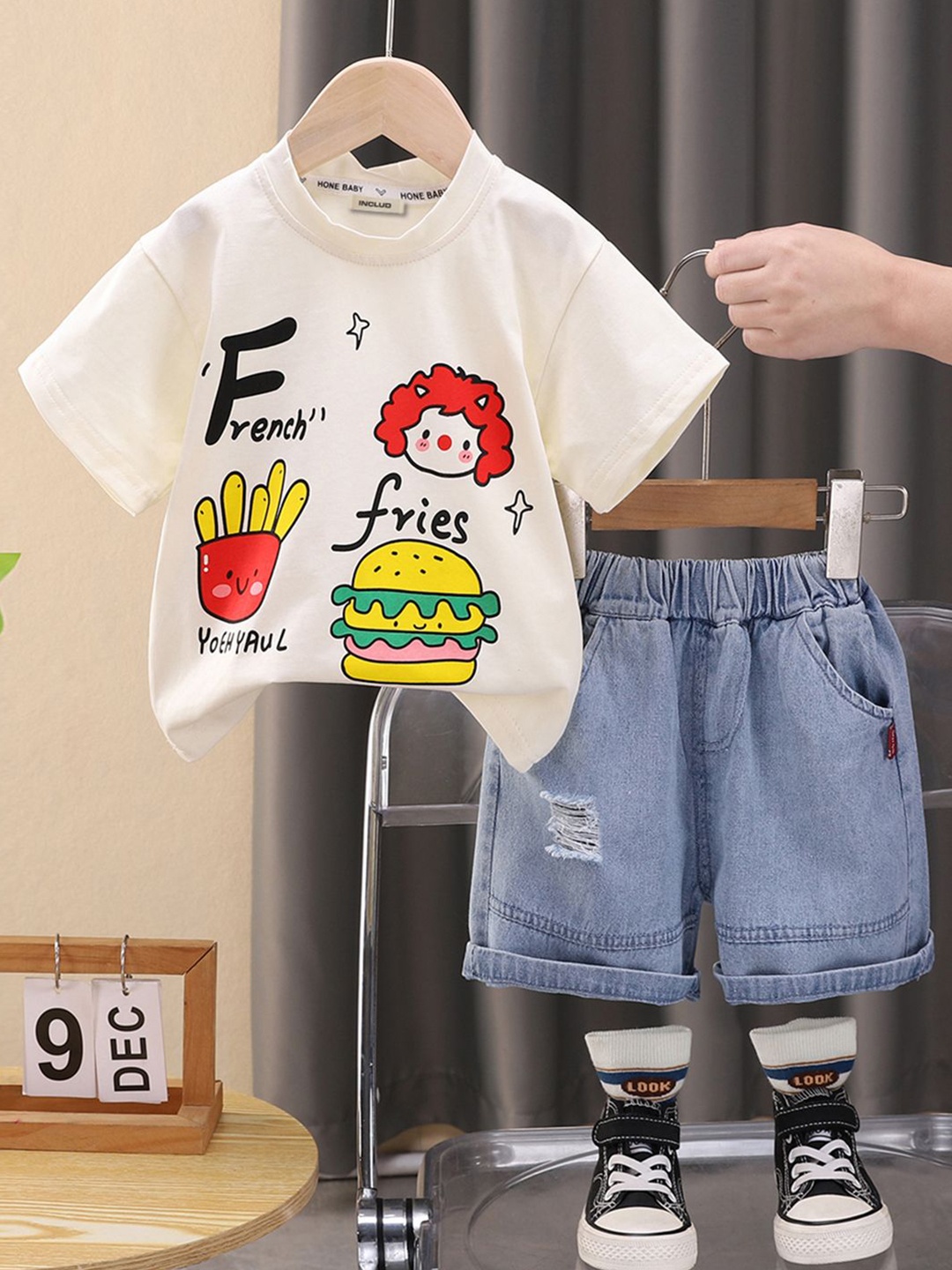 

INCLUD Boys Printed Short Sleeves T-Shirt With Shorts, White