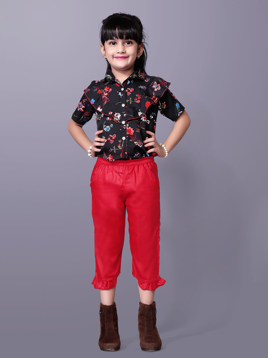 

Aarya Designer Girls Floral Printed Short Sleeves Shirt With Capris, Black