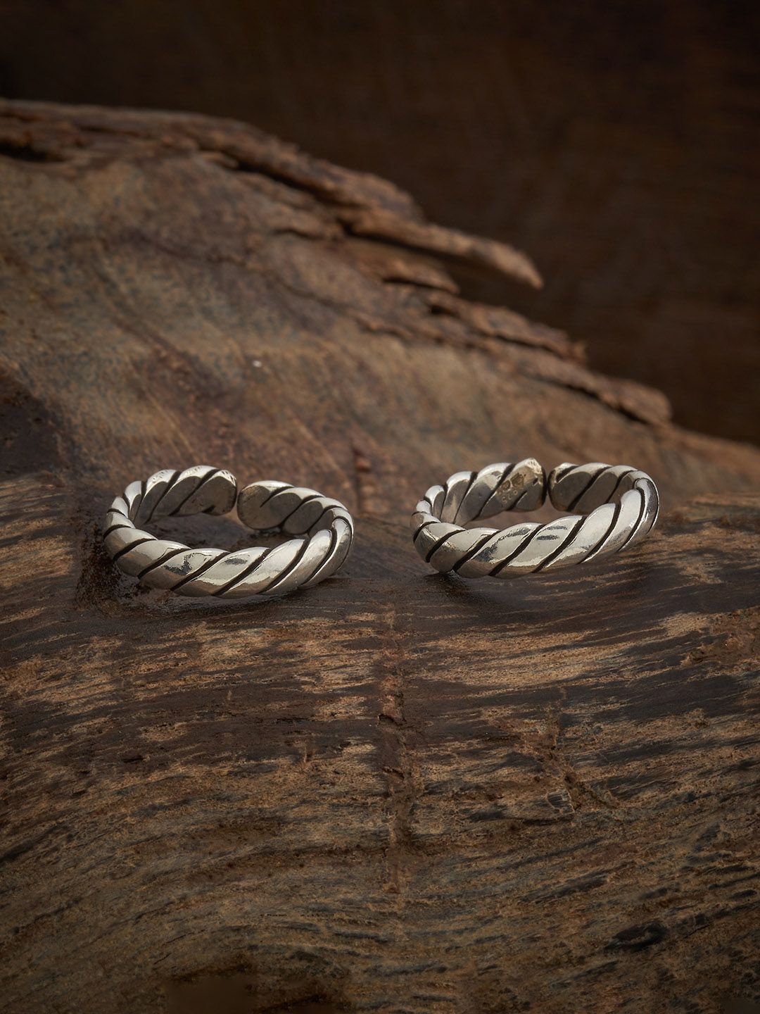 

Kushal's Fashion Jewellery Toe Rings, Silver