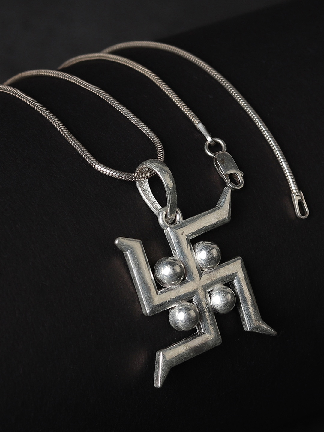 

Metronaut 925 Sterling Silver Contemporary Pendants