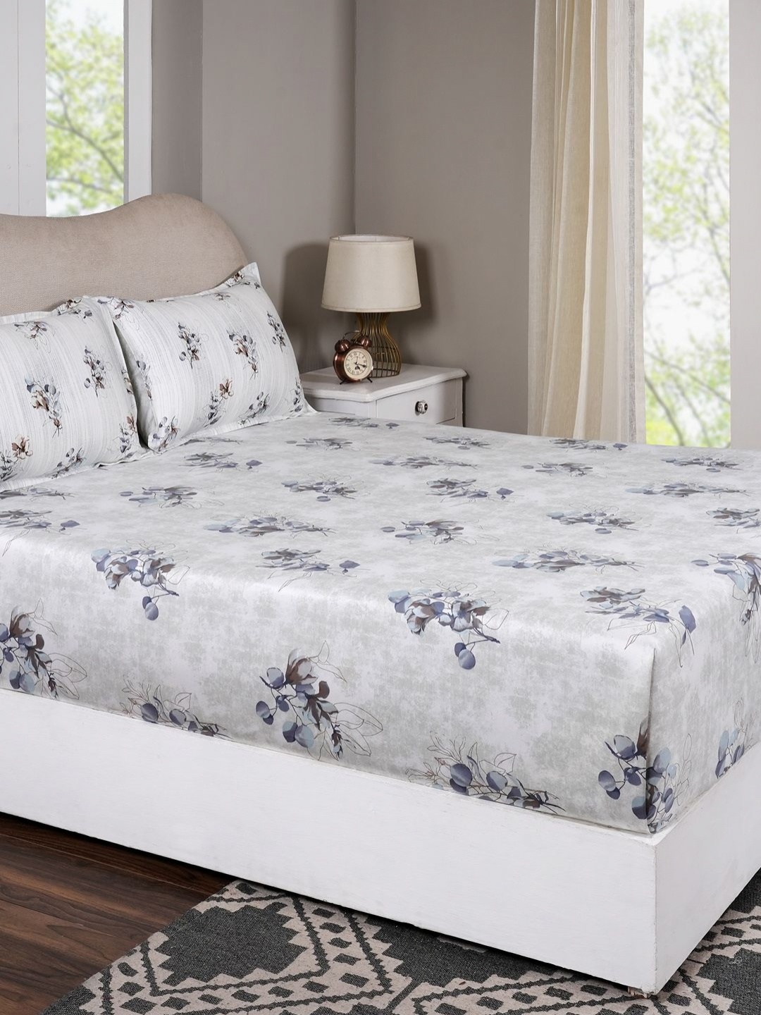 

MASPAR Blue Floral Printed Pure Cotton 300 TC Single Bedsheet Set 1.52 m x 2.24 m