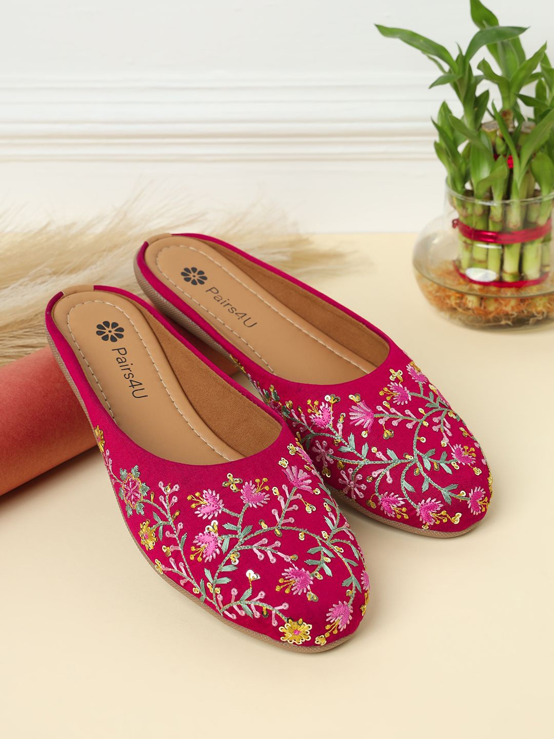 

Pairs4U Women Embellished Ethnic Mojaris with Embroidered Flats, Red