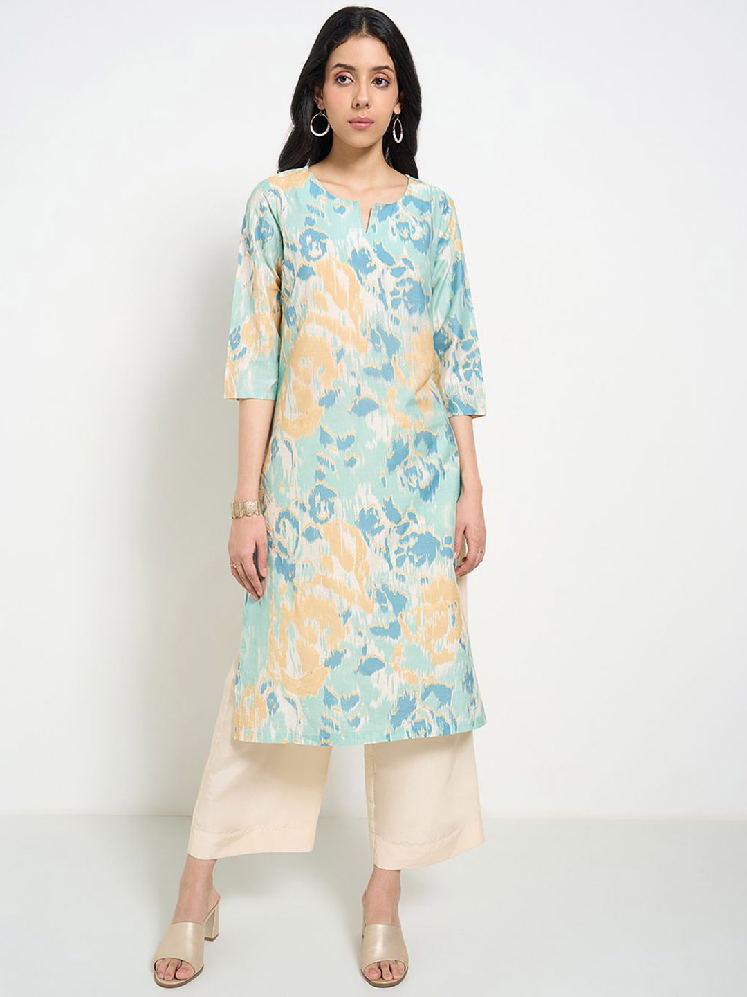 

RANGMANCH BY PANTALOONS Abstract Printed Notch Neck Straight Kurta, Blue