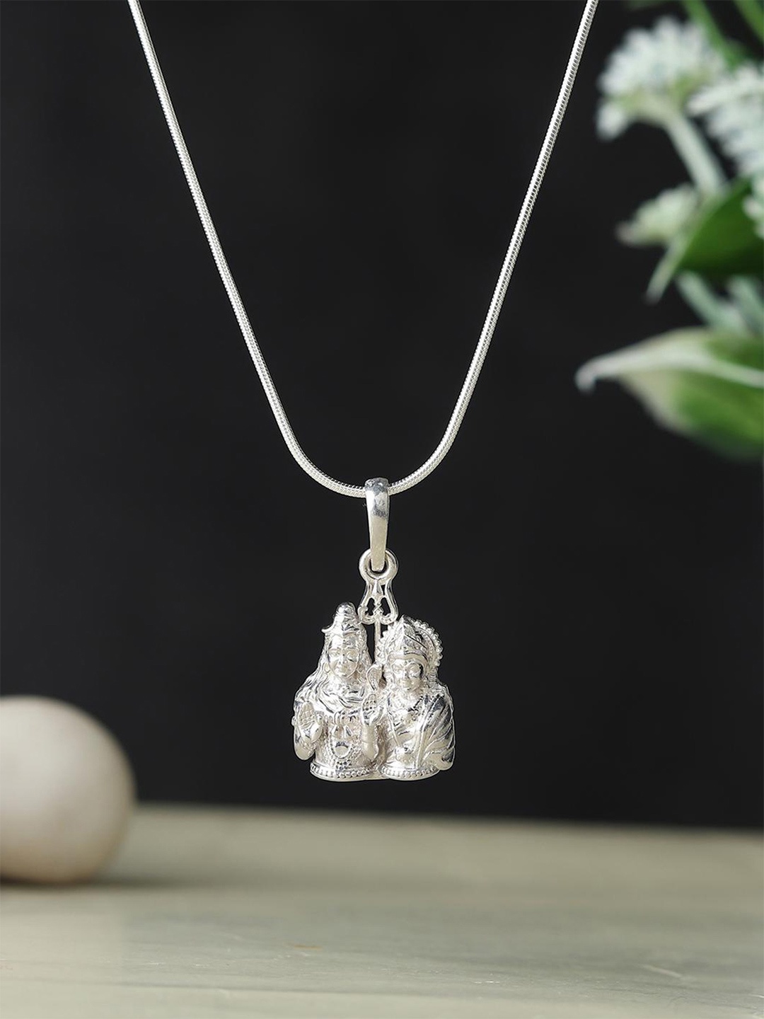 

Metronaut 925 Sterling Silver Lord Shiva & Parvathi Pendant
