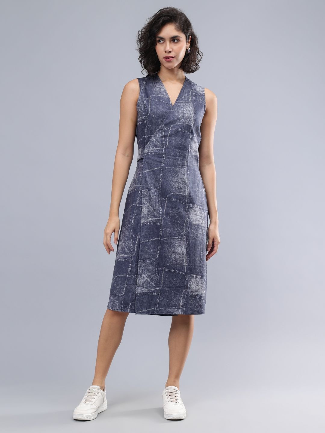 

ENTELLUS Women V-Neck Sleeveless Cotton Wrap Dress, Blue