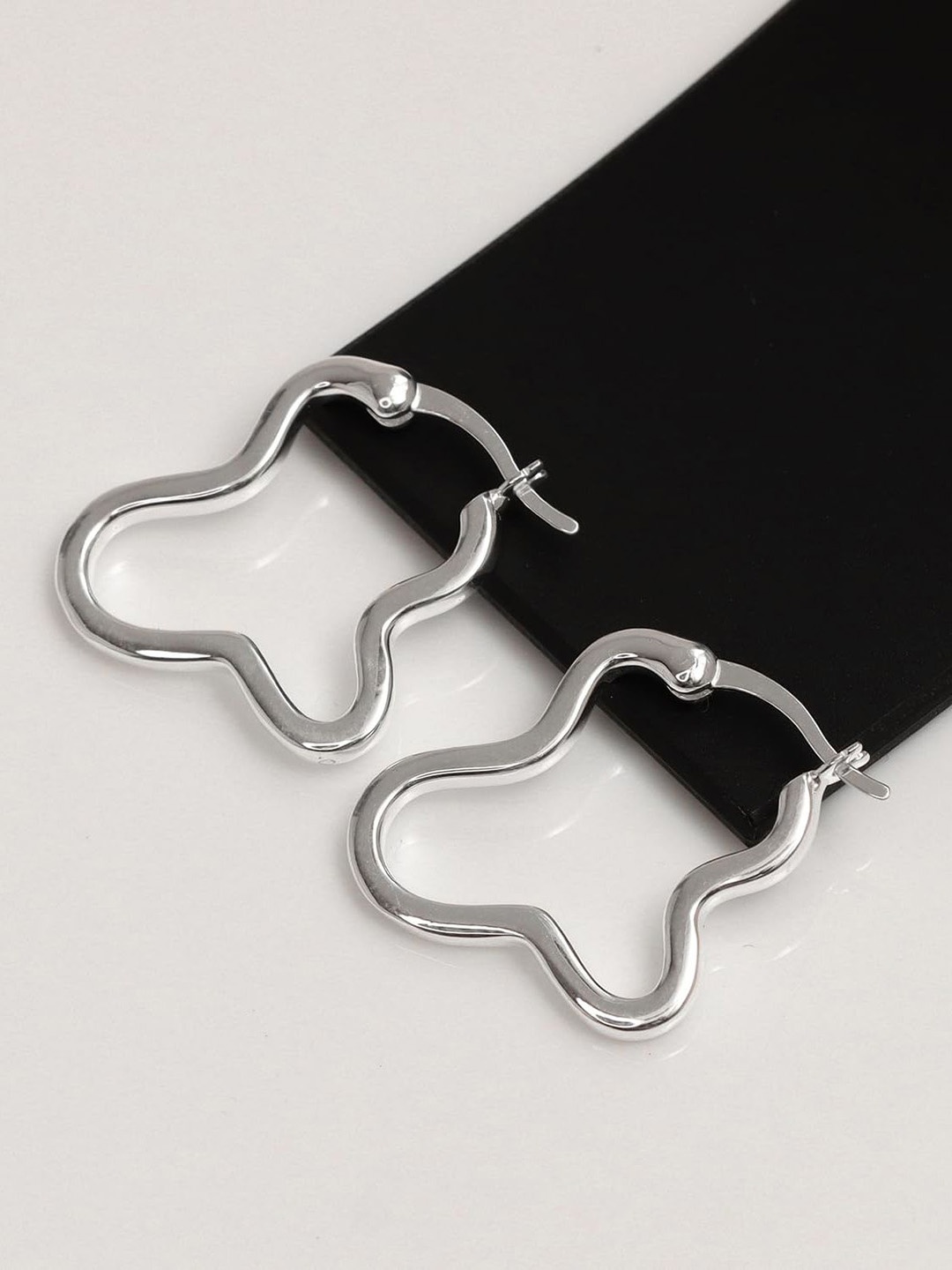

LeCalla 925 Sterling Silver-Plated Contemporary Hoop Earrings