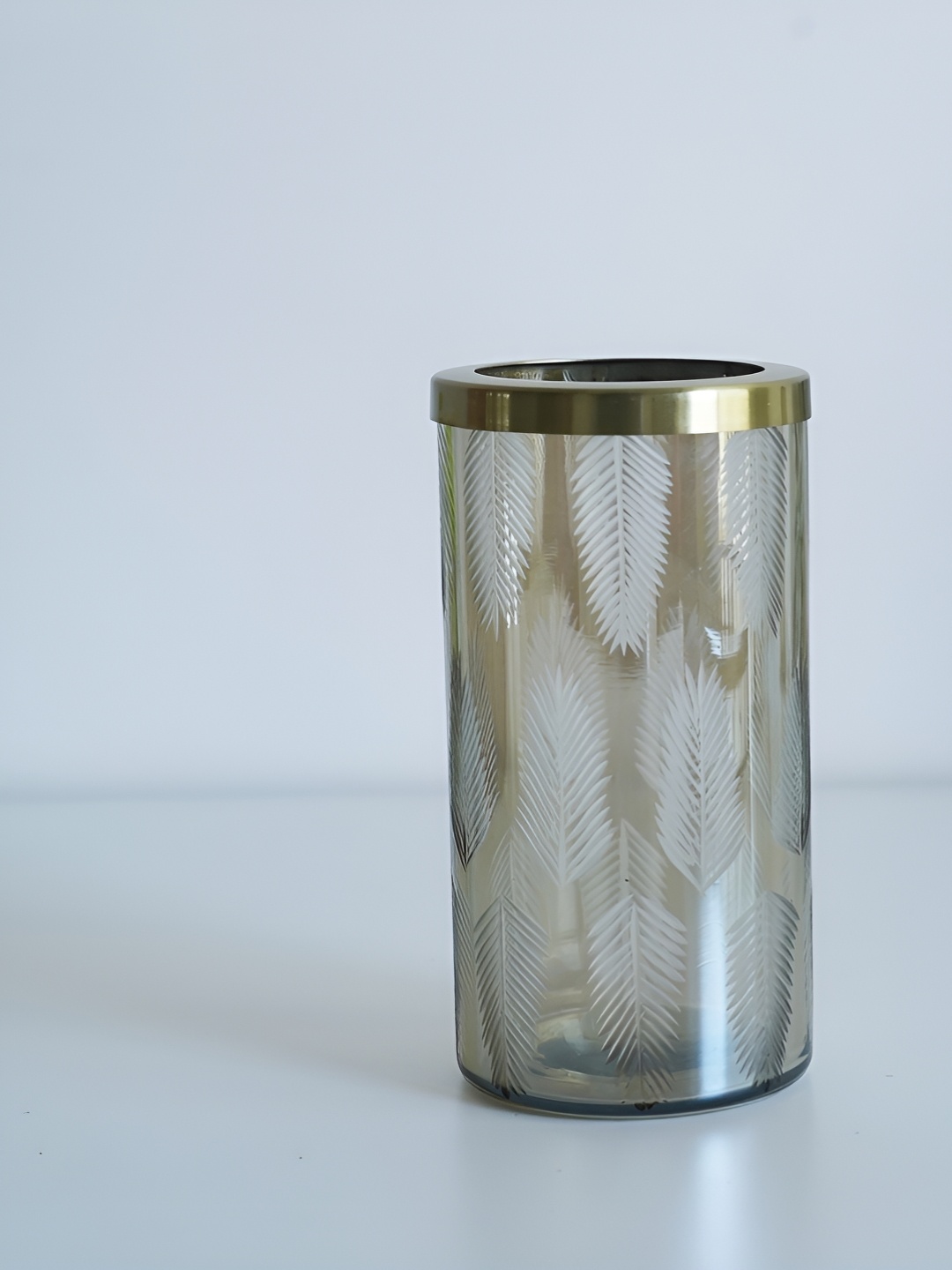 

WOODEN STREET Gold-Toned & Black Glass Toothbrush Holder