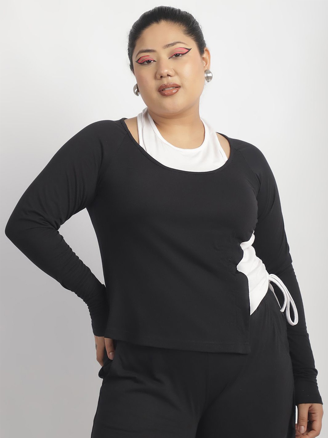 

theRebelinme Colourblocked Cotton Top, Black