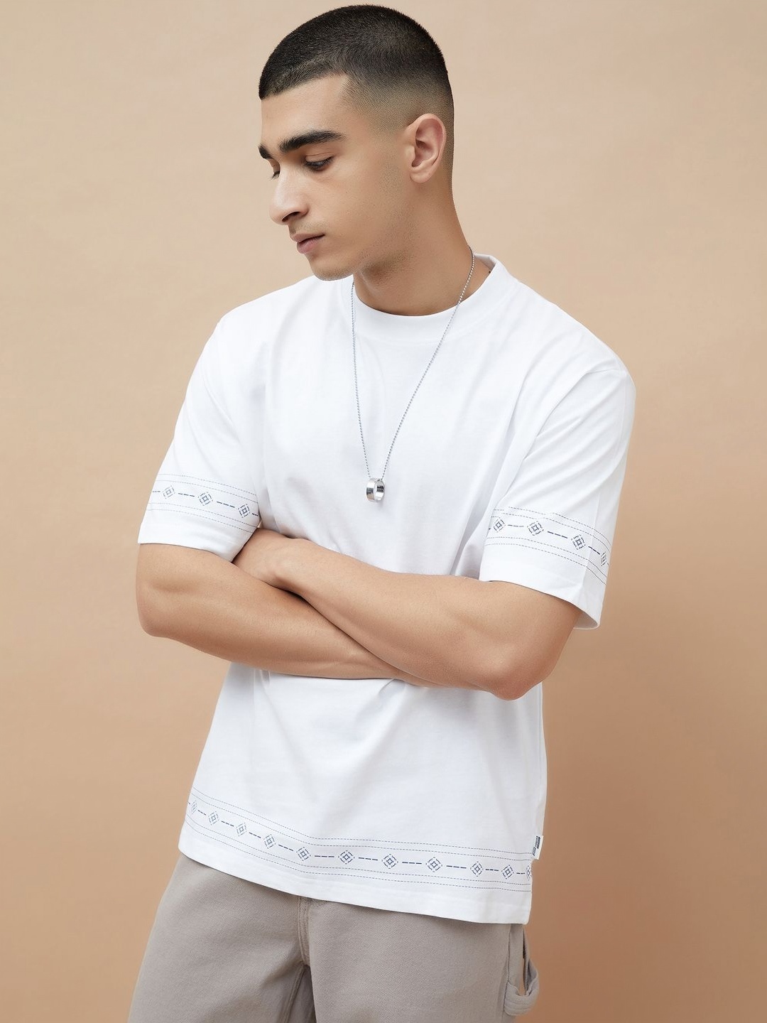

Fame Forever by Lifestyle Men Printed Raw Edge T-shirt, White