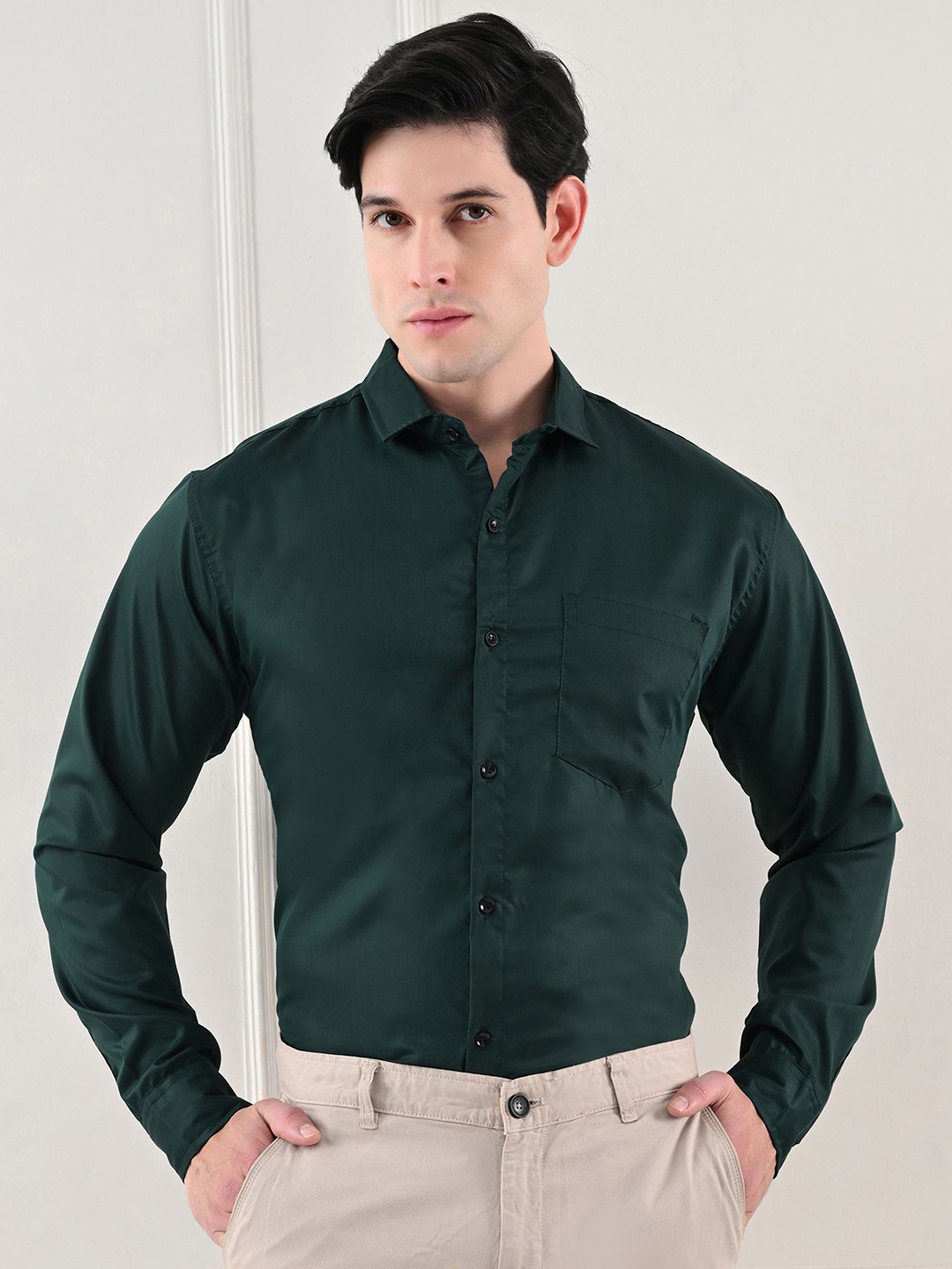 

Metronaut Men Comfort Opaque Formal Shirt, Green