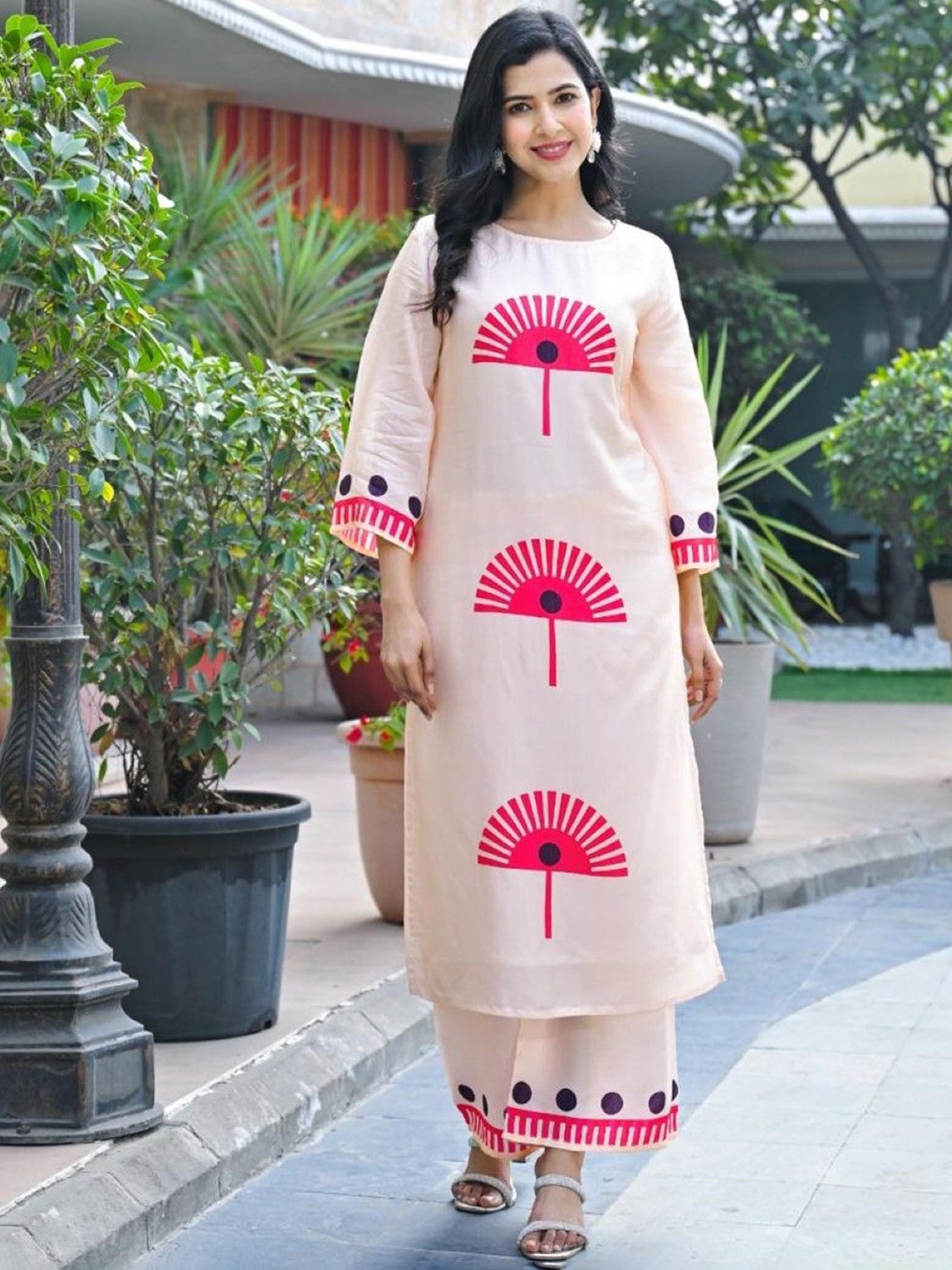 

AUTUMN LANE Women Ethnic Motifs Printed Regular Pure Cotton Kurta with Palazzos, Cream
