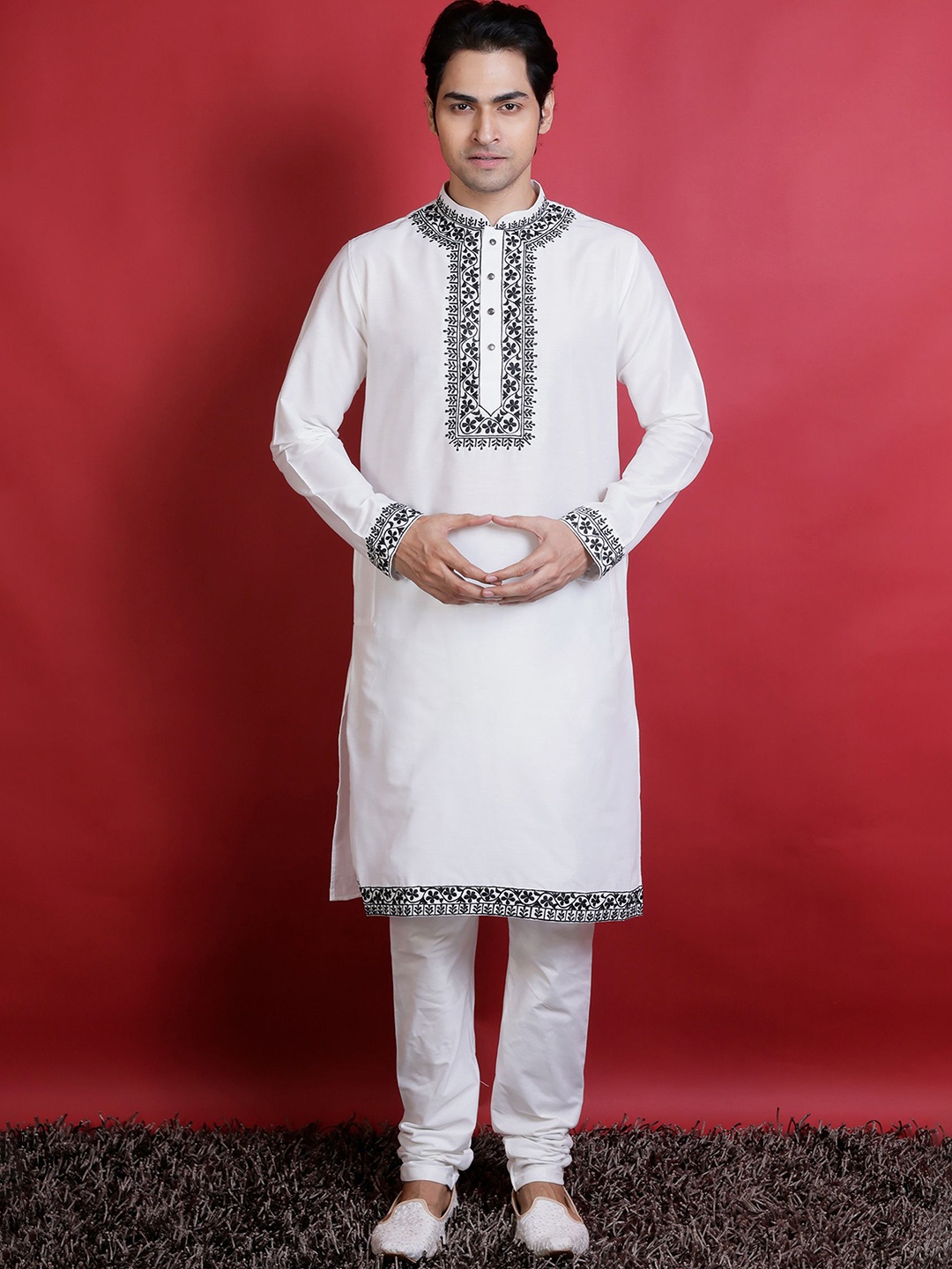 

KHAAS Men Floral Thread Work Kurta, White