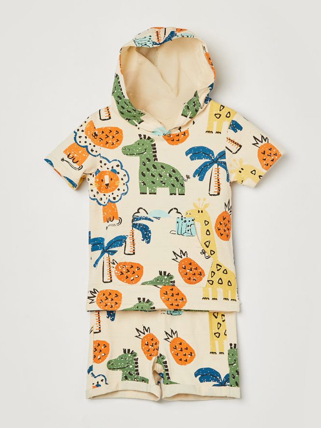 

Juniors by Lifestyle Boys Printed T-shirt with Shorts, Beige