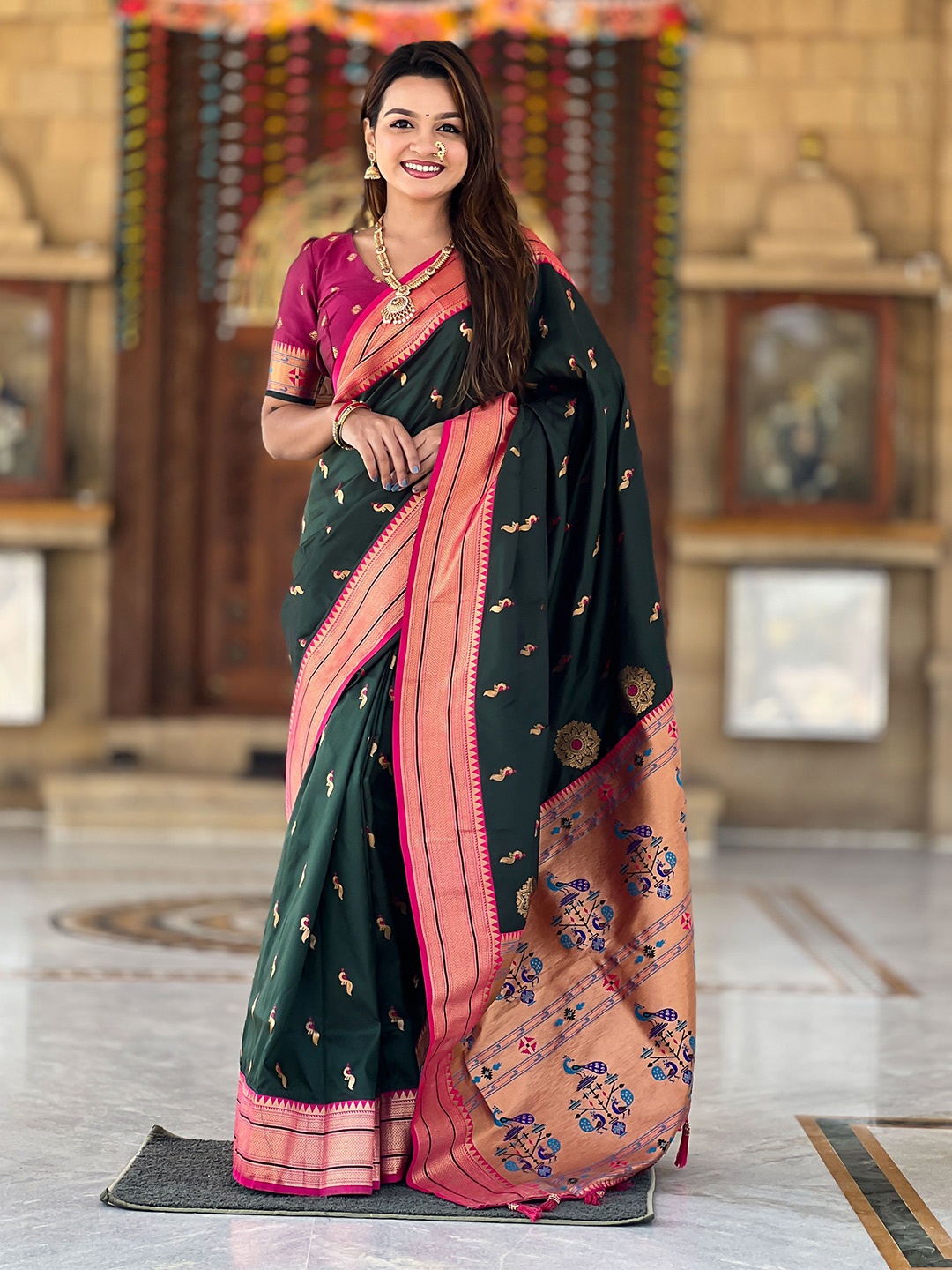 

Ekta Textiles Woven Design Zari Pure Silk Paithani Saree, Green