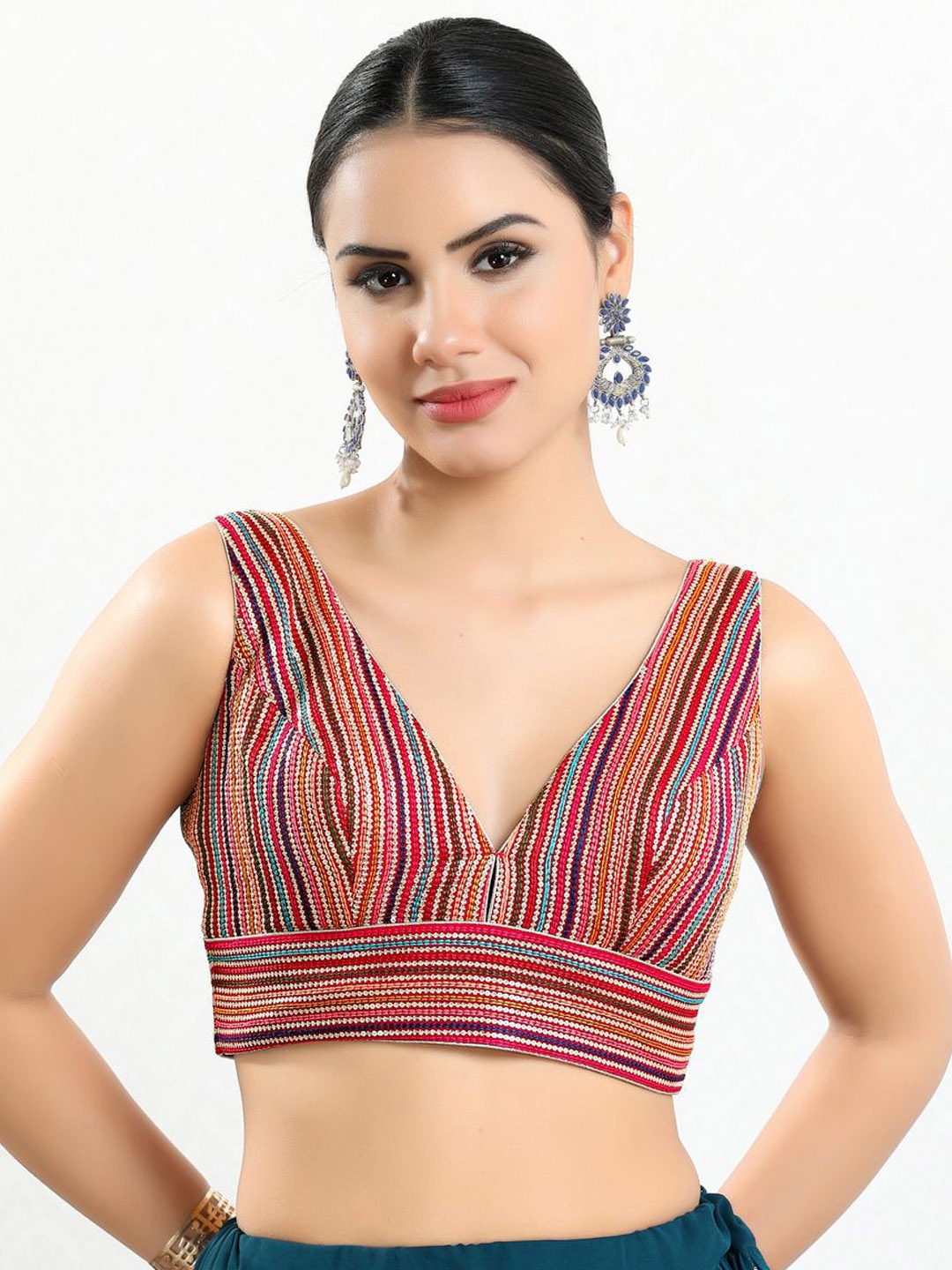 

VAMAS - THE DESIGNER BLOUSES Embroidered V- Neck Padded Saree Blouse, Pink