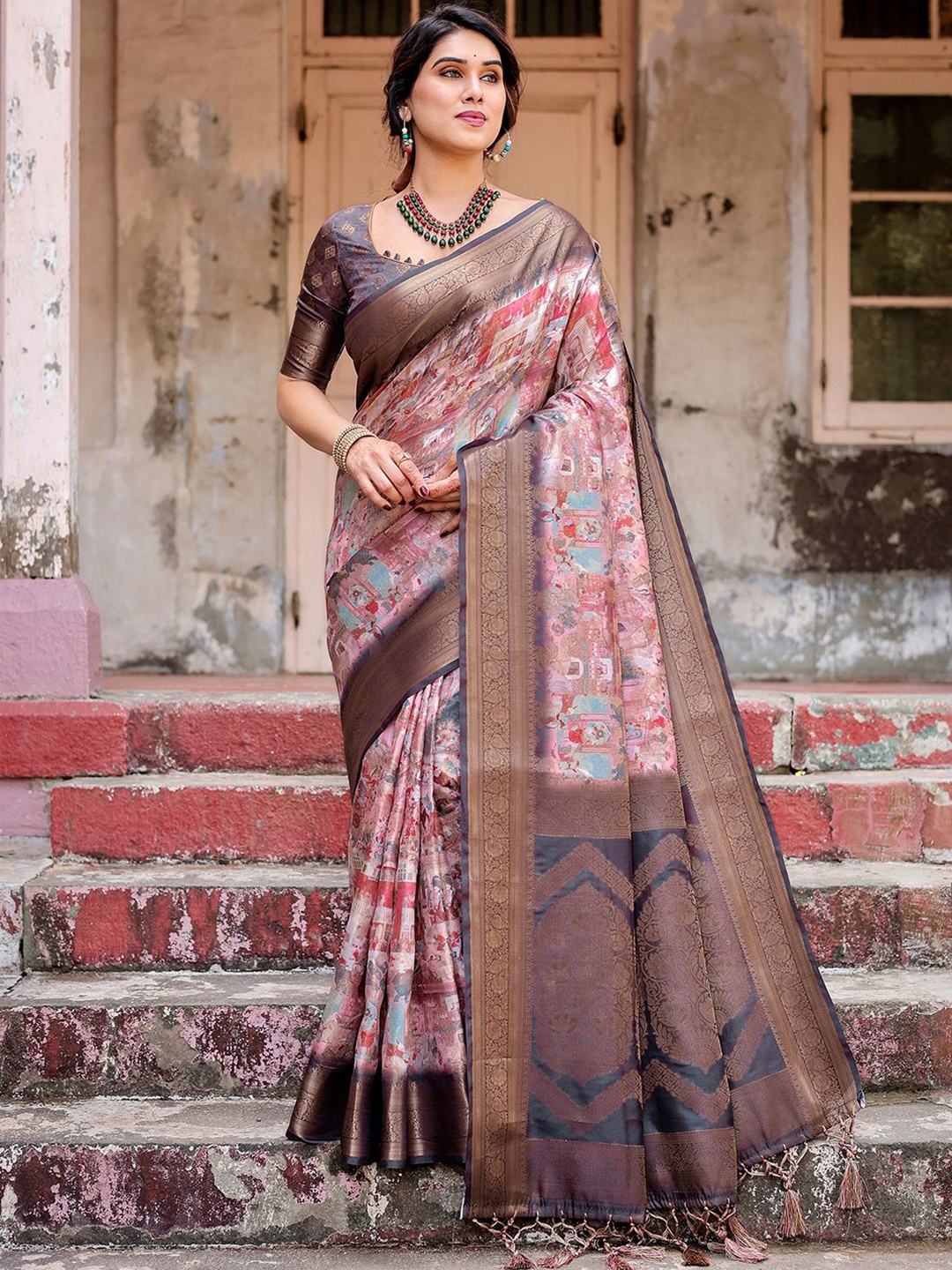 

DIVASTRI Woven Design Zari Pure Silk Banarasi Saree, Pink