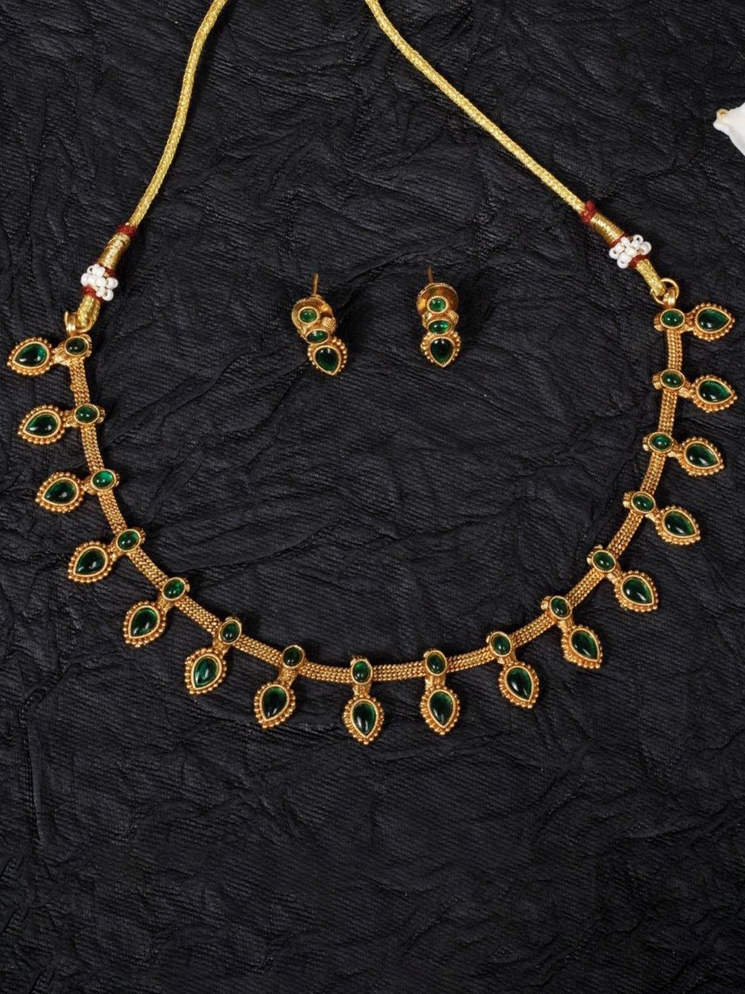 

NILA Gold-Plated Stone-Studded Jewellery Set