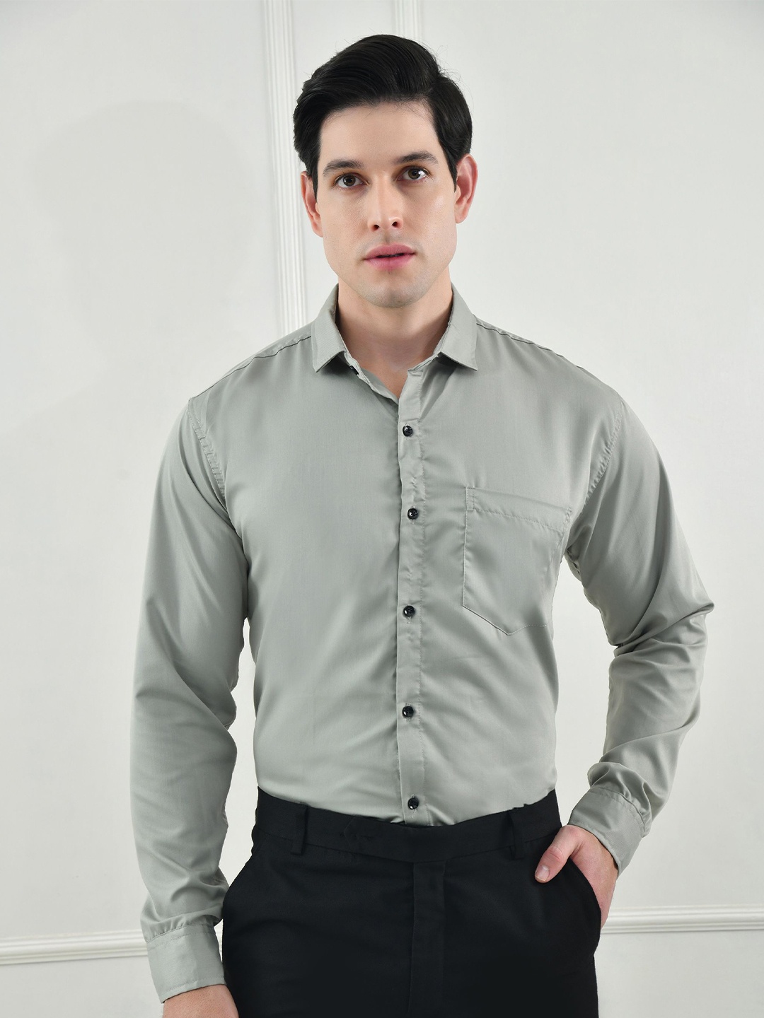 

Metronaut Men Comfort Opaque Formal Shirt, Grey