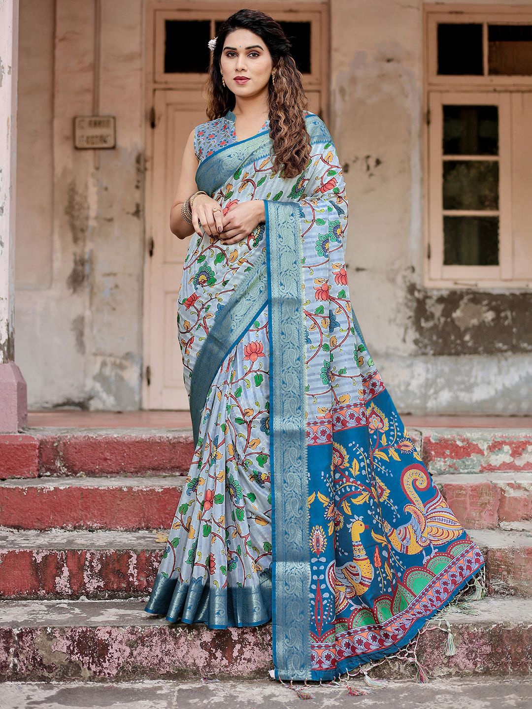 

DIVASTRI Kalamkari Zari Silk Blend Paithani Saree, Blue