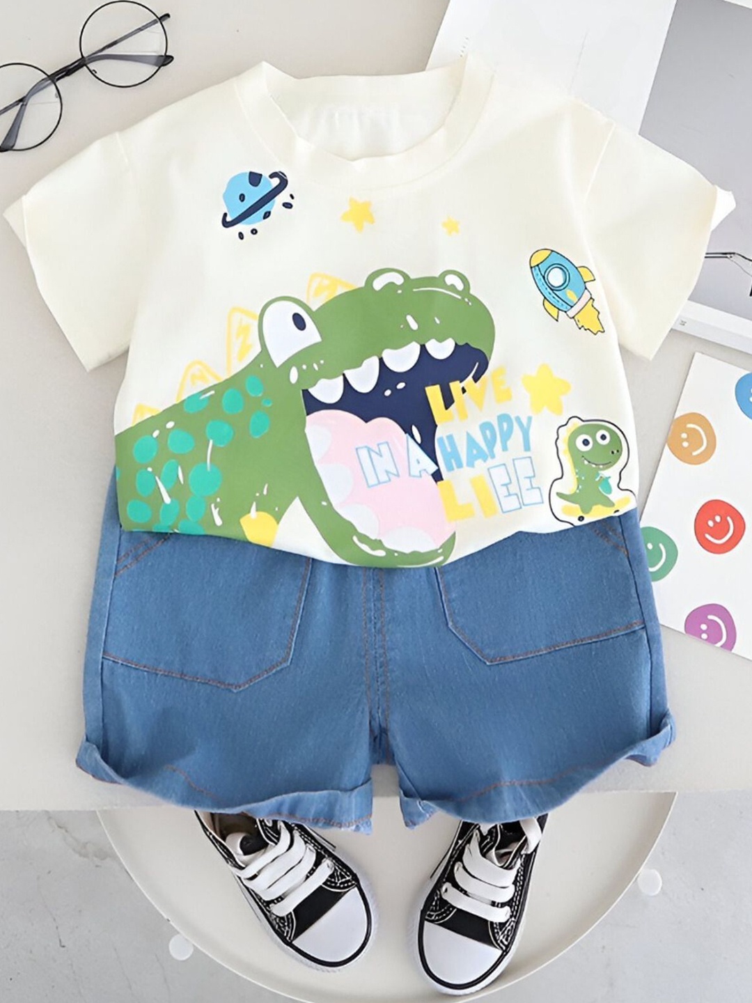 

Googo Gaaga Boys Printed T-shirt with Shorts, Cream