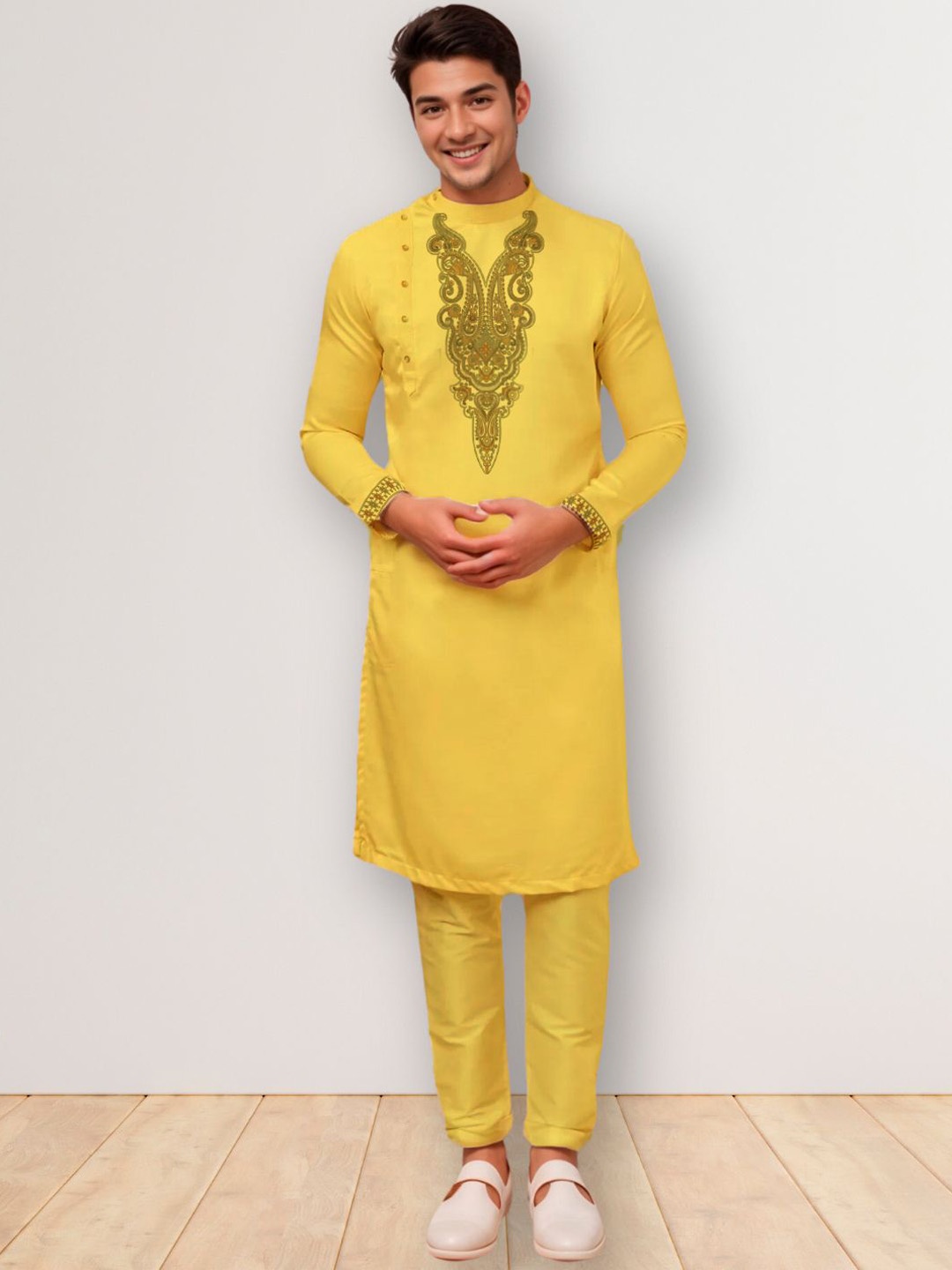 

DEVOILER Men Ethnic Motifs Printed Thread Work Kurta, Mustard