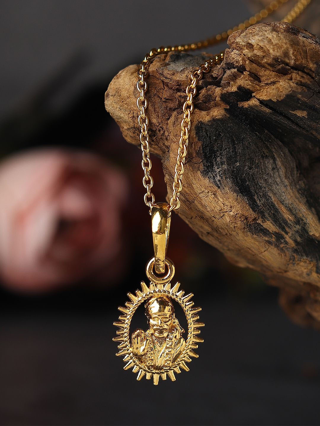 

Metronaut Gold-Plated Contemporary Pendants