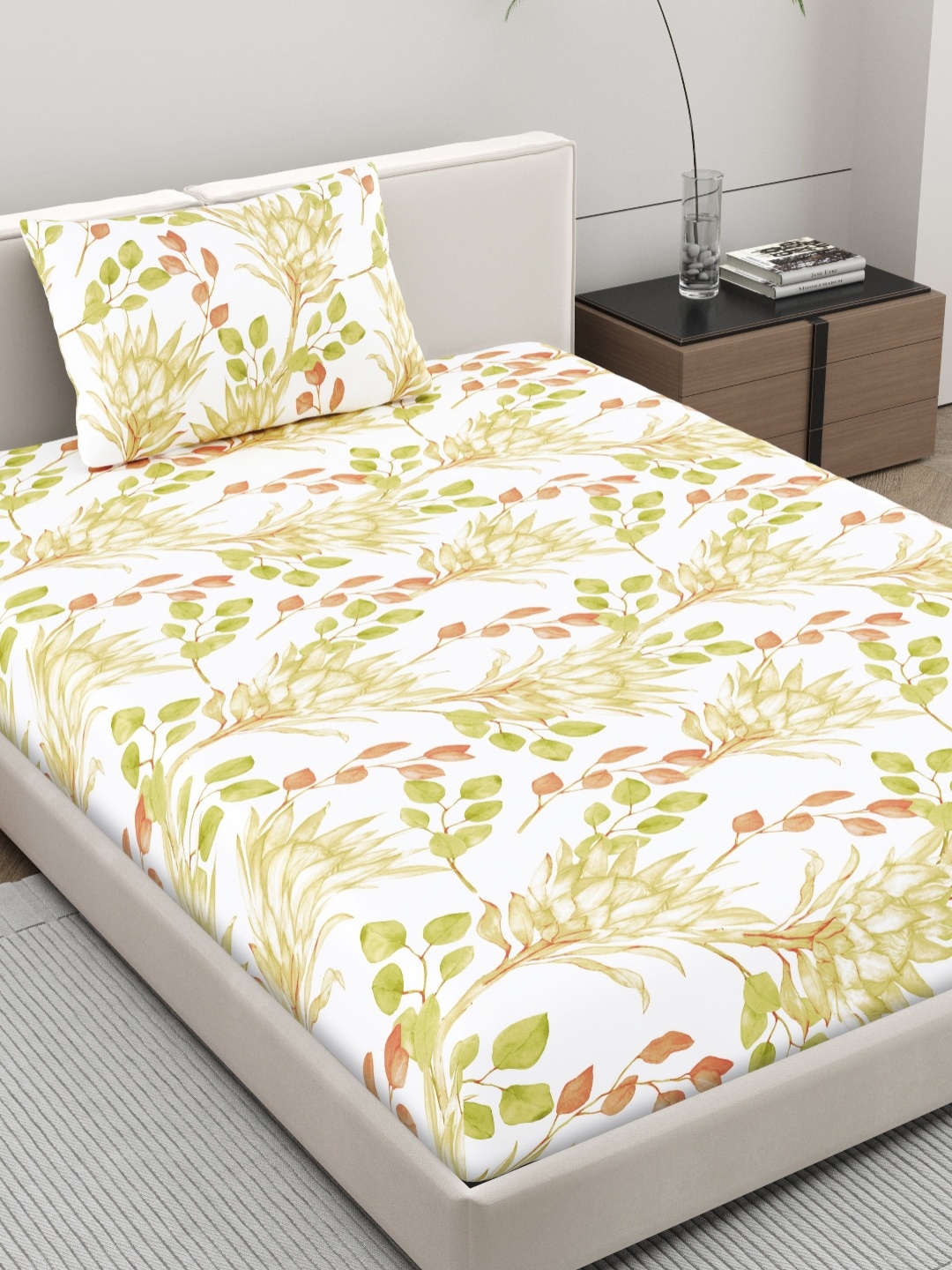 

Home Ecstasy White Floral Printed Pure Cotton 140 TC Single Bedsheet Set 2.20 x 1.50m