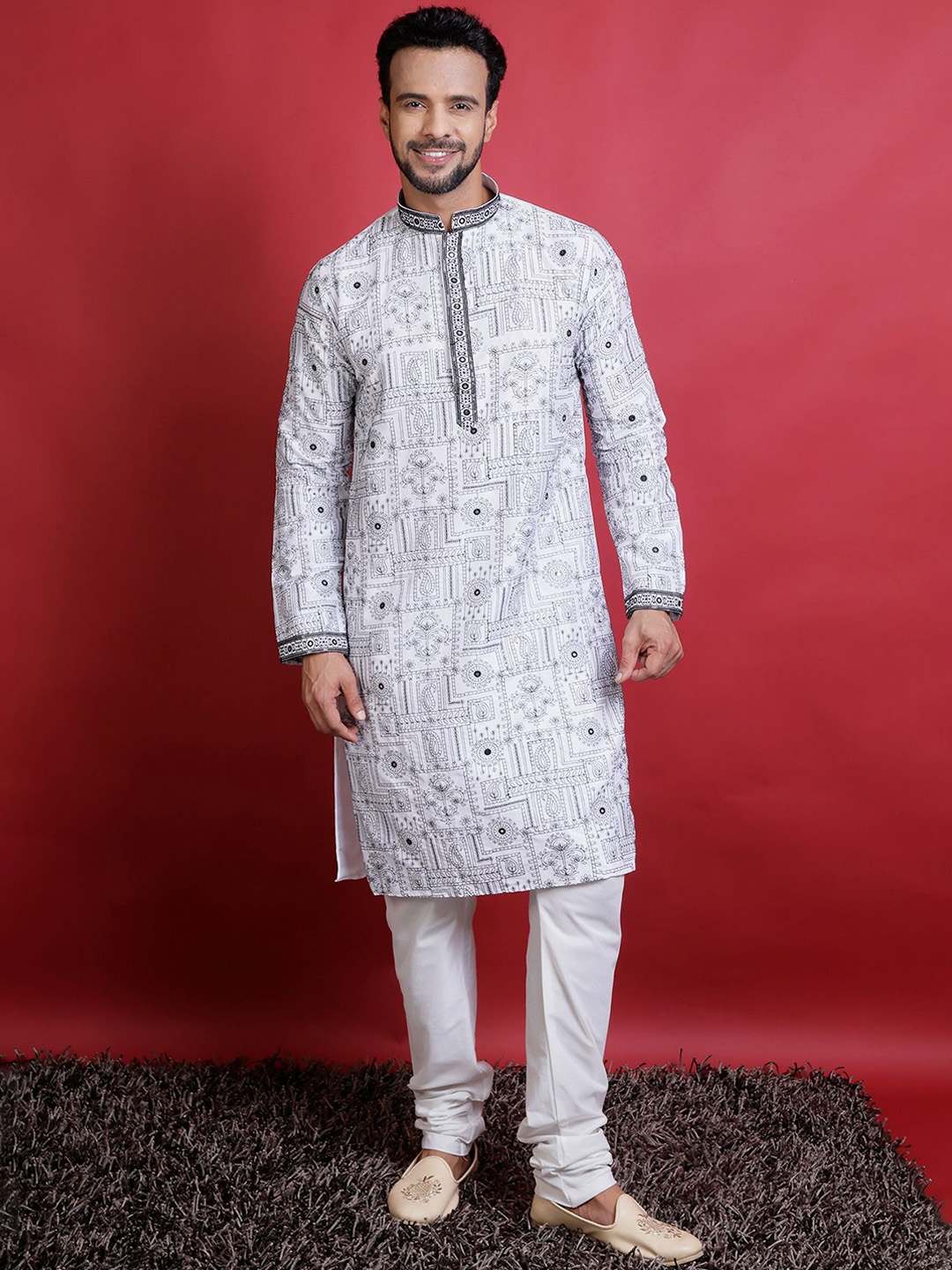 

KHAAS Men Thread Work Kurta, White