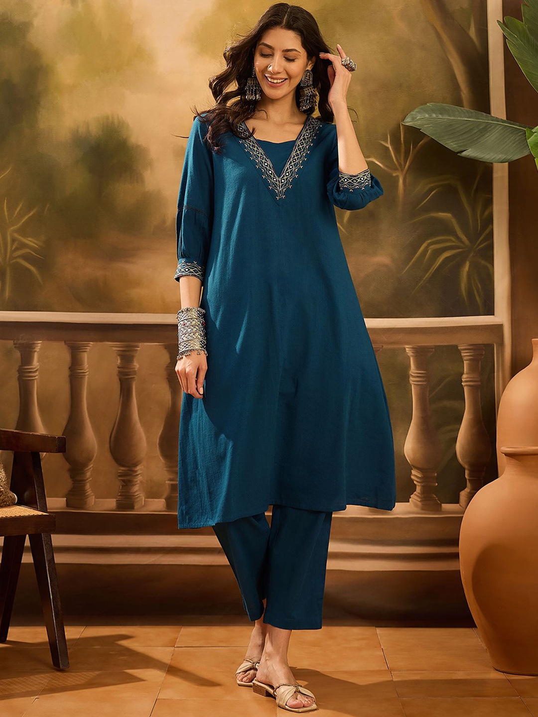 

RangDeep Women Ethnic Motifs Embroidered Regular Thread Work Pure Cotton Kurta with Trousers, Teal