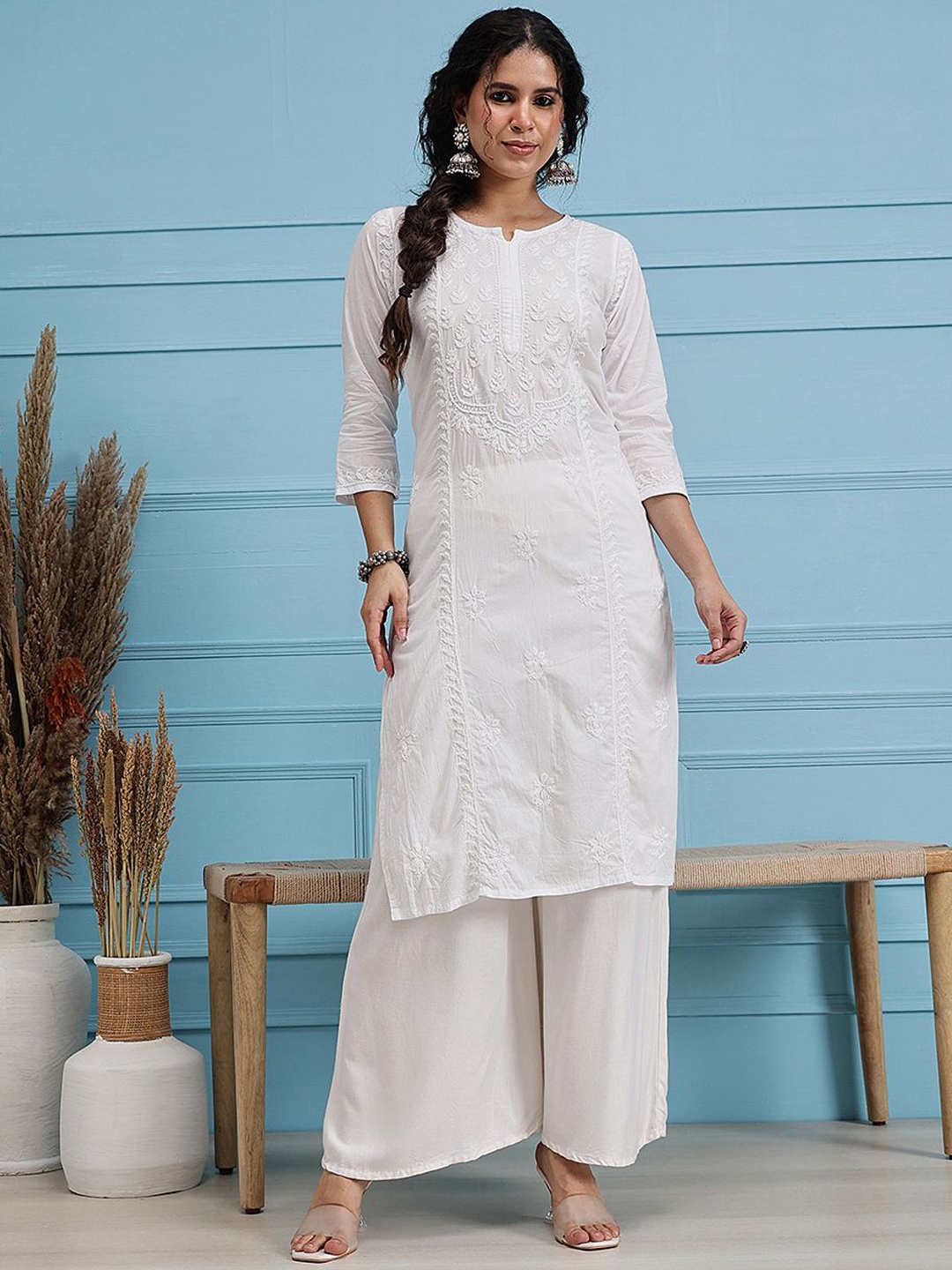 

ADA Women Ethnic Motifs Embroidered Chikankari Kurta, White