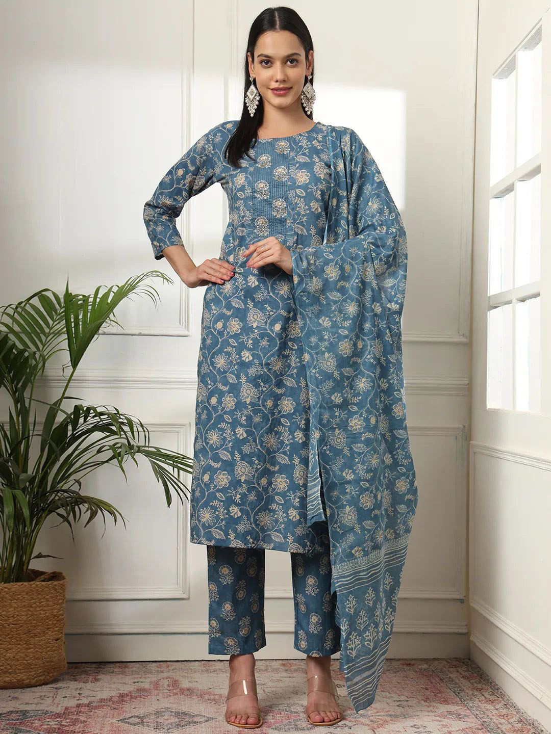 

MissKurti Women Floral Printed Regular Pure Cotton Kurta with Trousers & With Dupatta, Blue