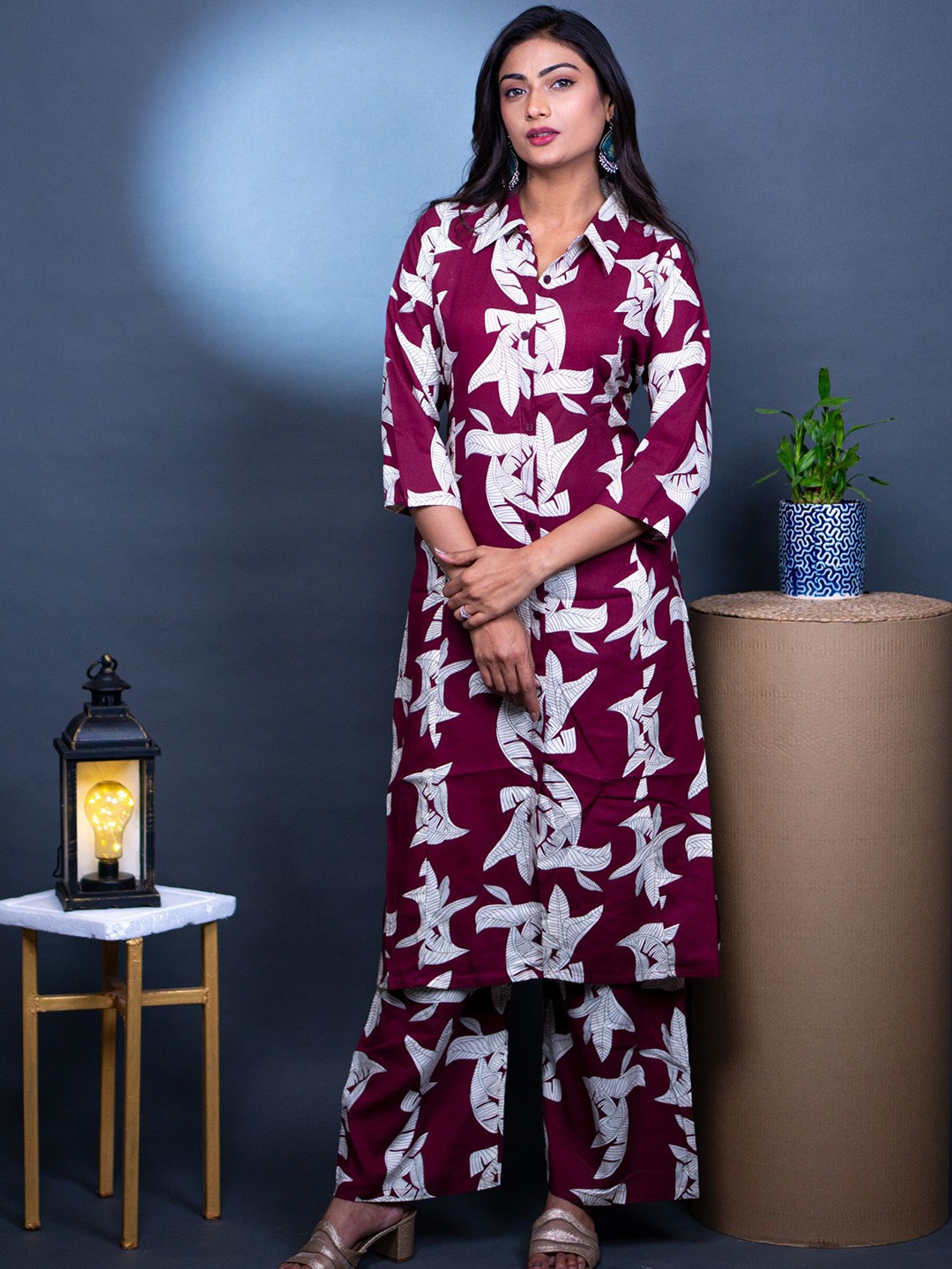 

The Kalakriti House Women Ethnic Motifs Printed Regular Liva Kurta with Palazzos, Maroon