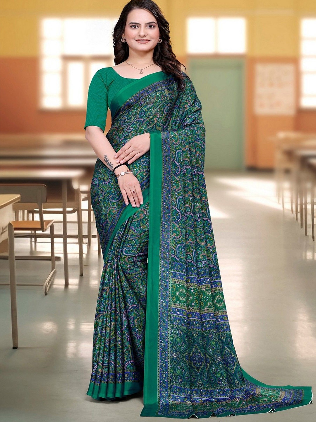 

K 5 Fashion Ethnic Motifs Pure Crepe Saree, Green