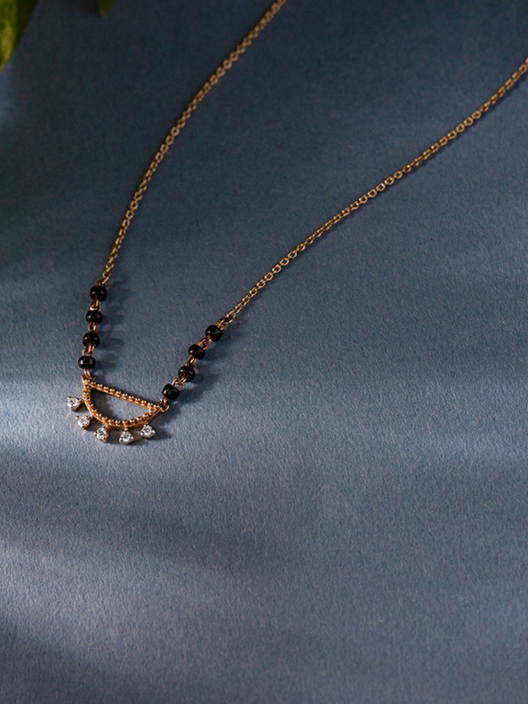 

BELWICK Gold-Plated Artificial Stones Mangalsutra