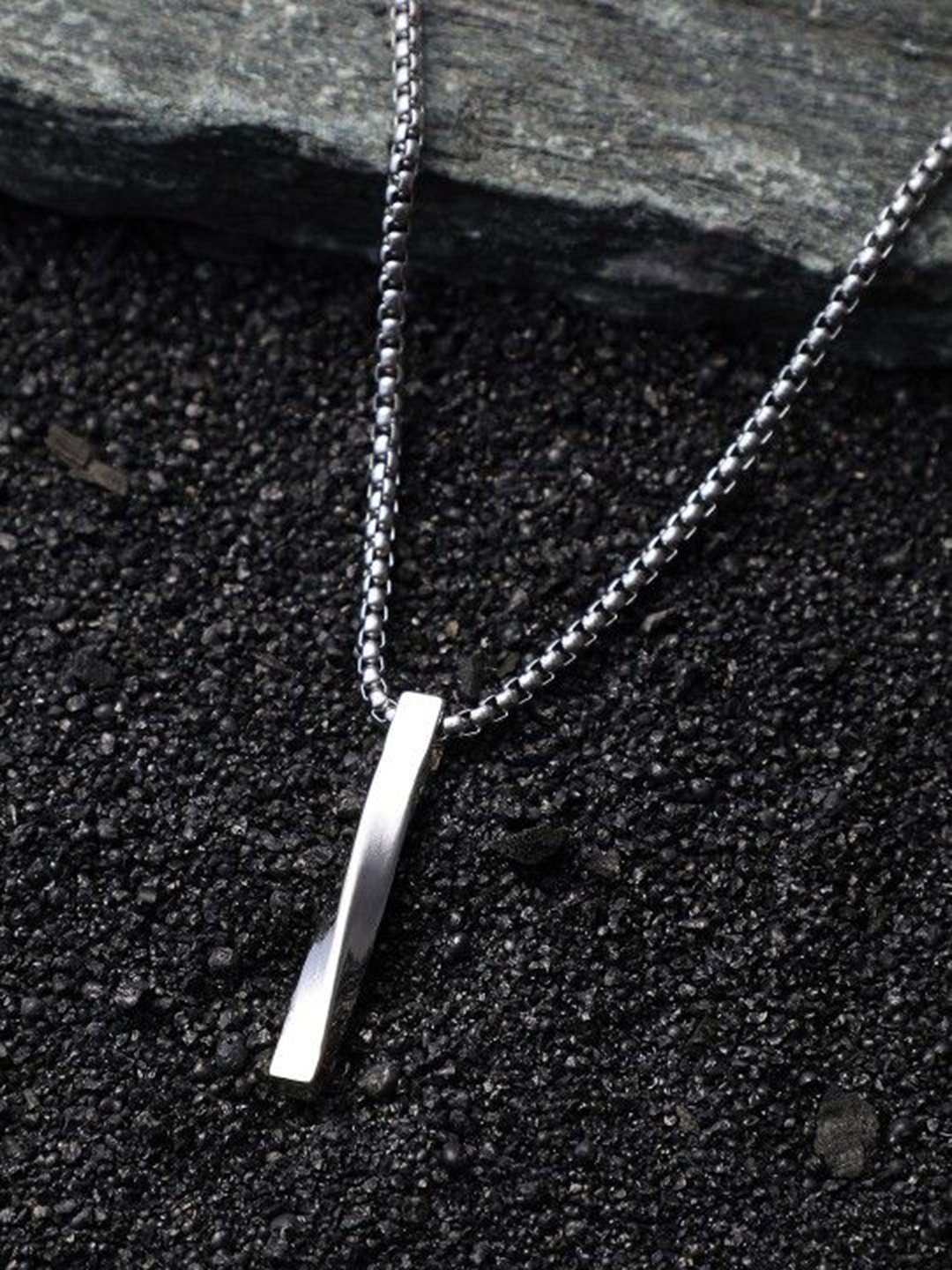 

PASU FASHION Silver-Plated Pendants with Chains