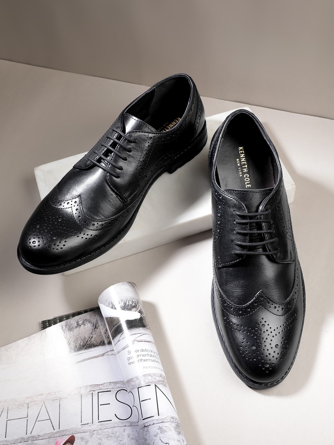 

Kenneth Cole Men Leather Perforated Formal Brogues, Black