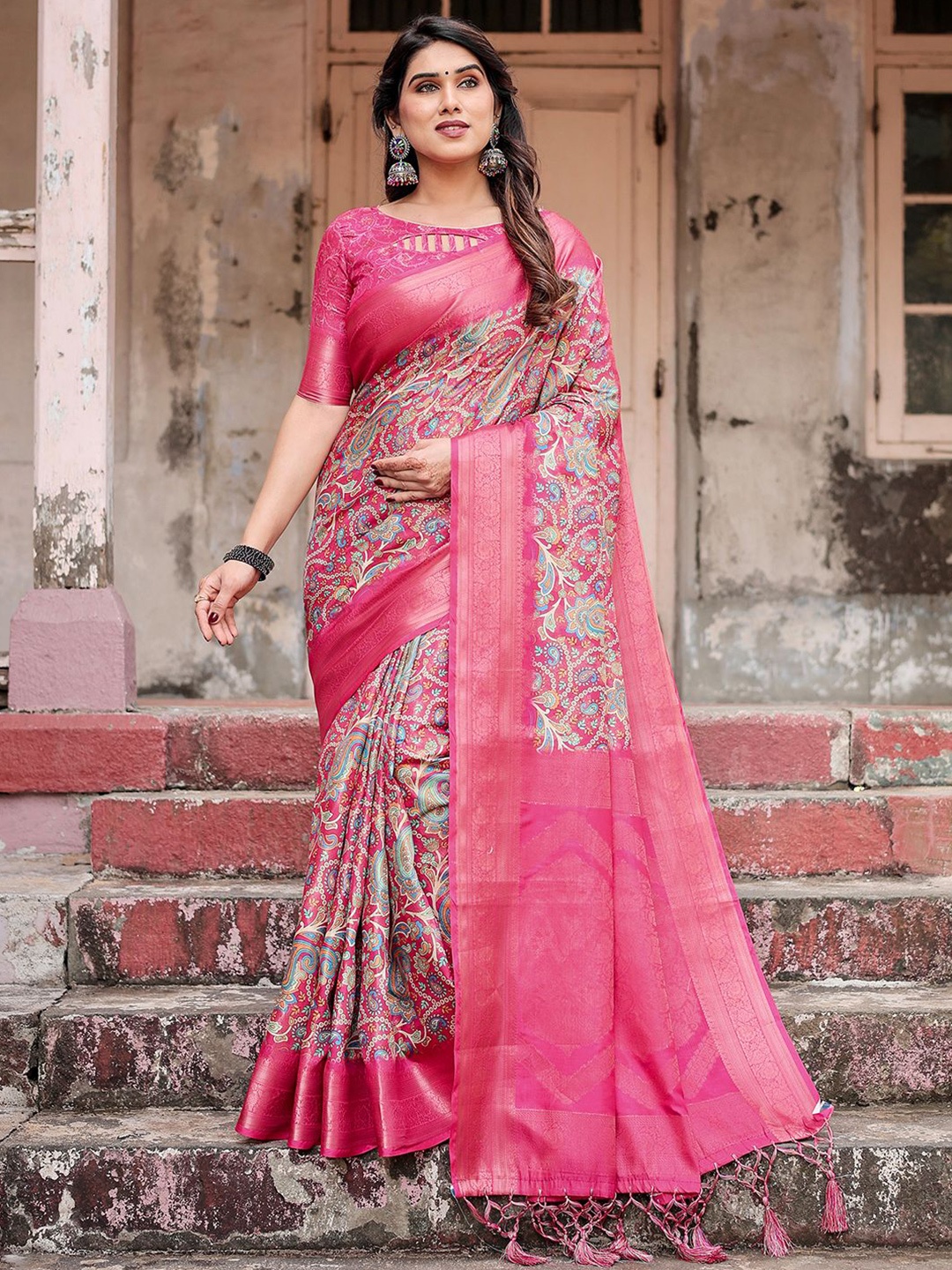 

DIVASTRI Ethnic Motifs Woven Design Zari Pure Silk Paithani Saree, Pink