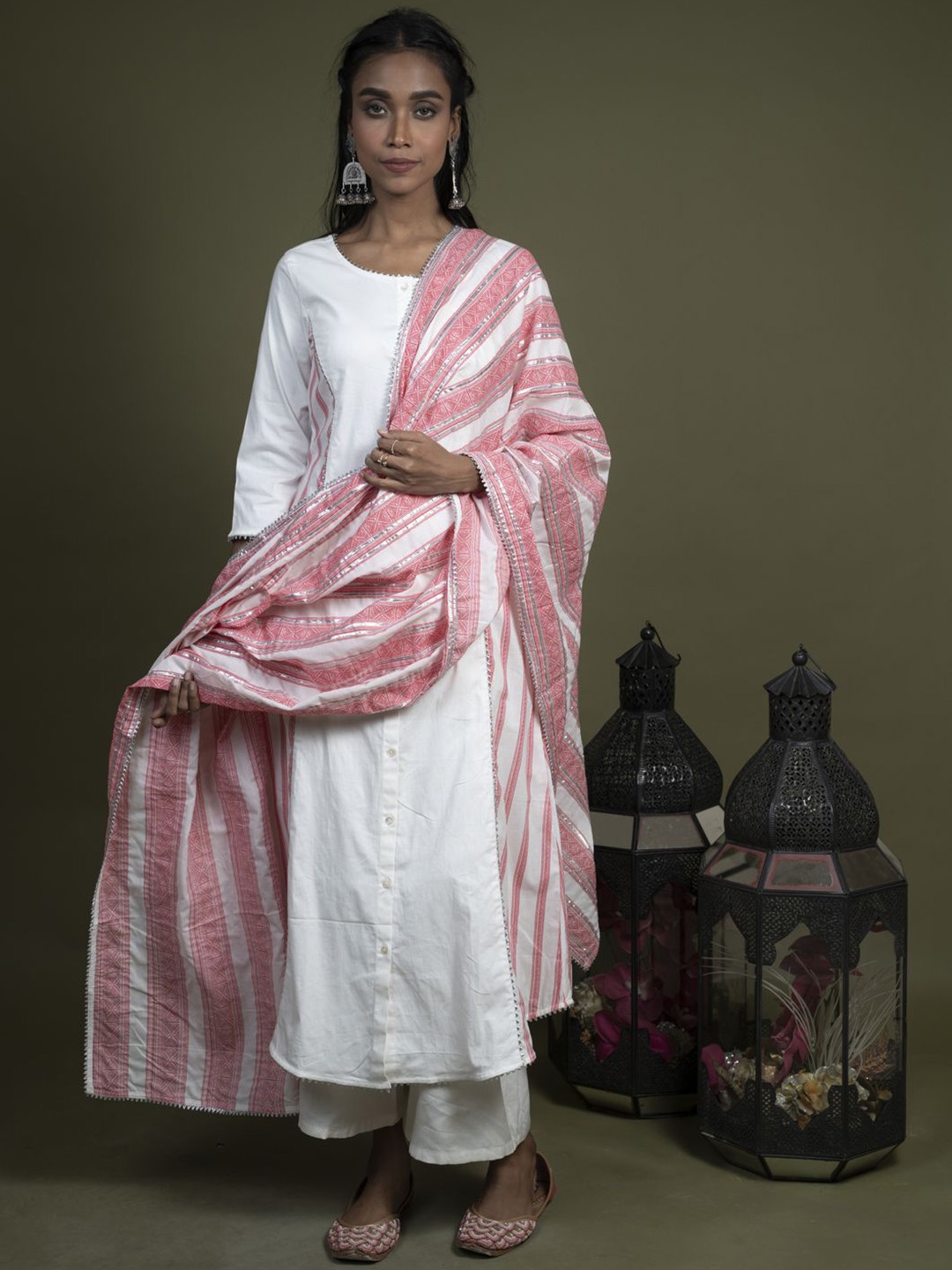 

XOXO Cherry Women Printed Keyhole Neck Flared Sleeves Anarkali Kurta, Multi