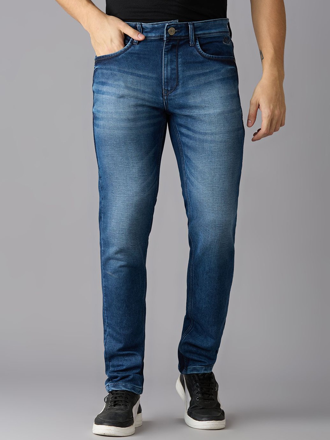 

TCI Men Slim Fit Heavy Fade Stretchable Jeans, Navy blue