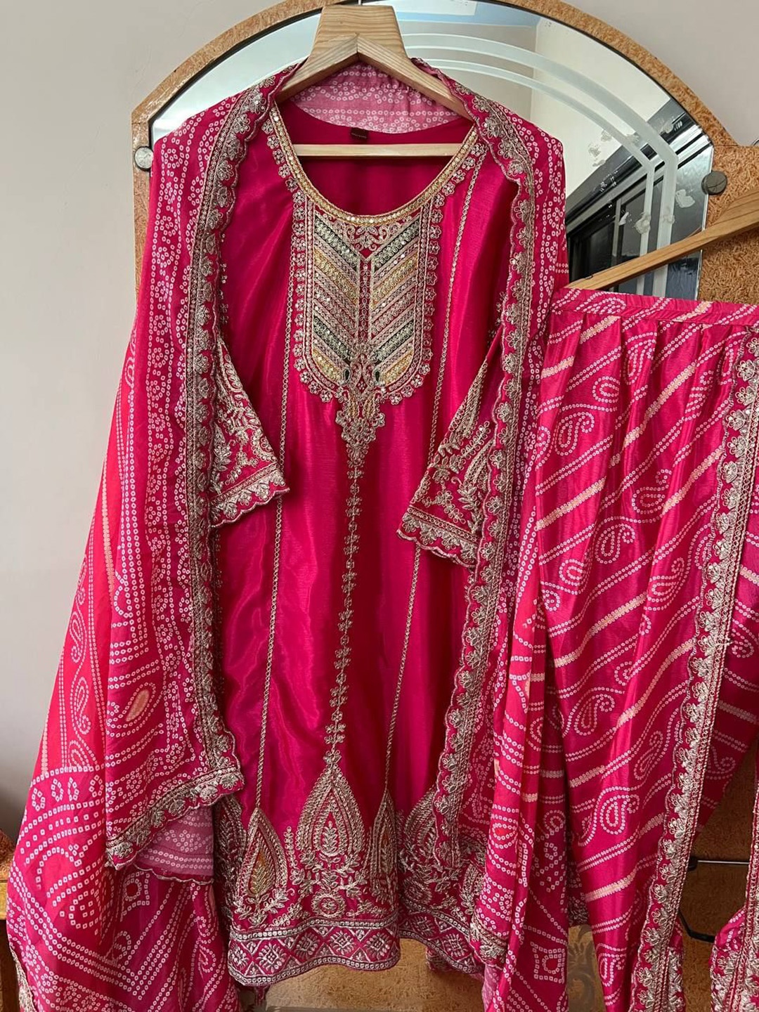 

ZIBLON Women Ethnic Motifs Embroidered Regular Thread Work Kurta with Dhoti Pants & With Dupatta, Peach