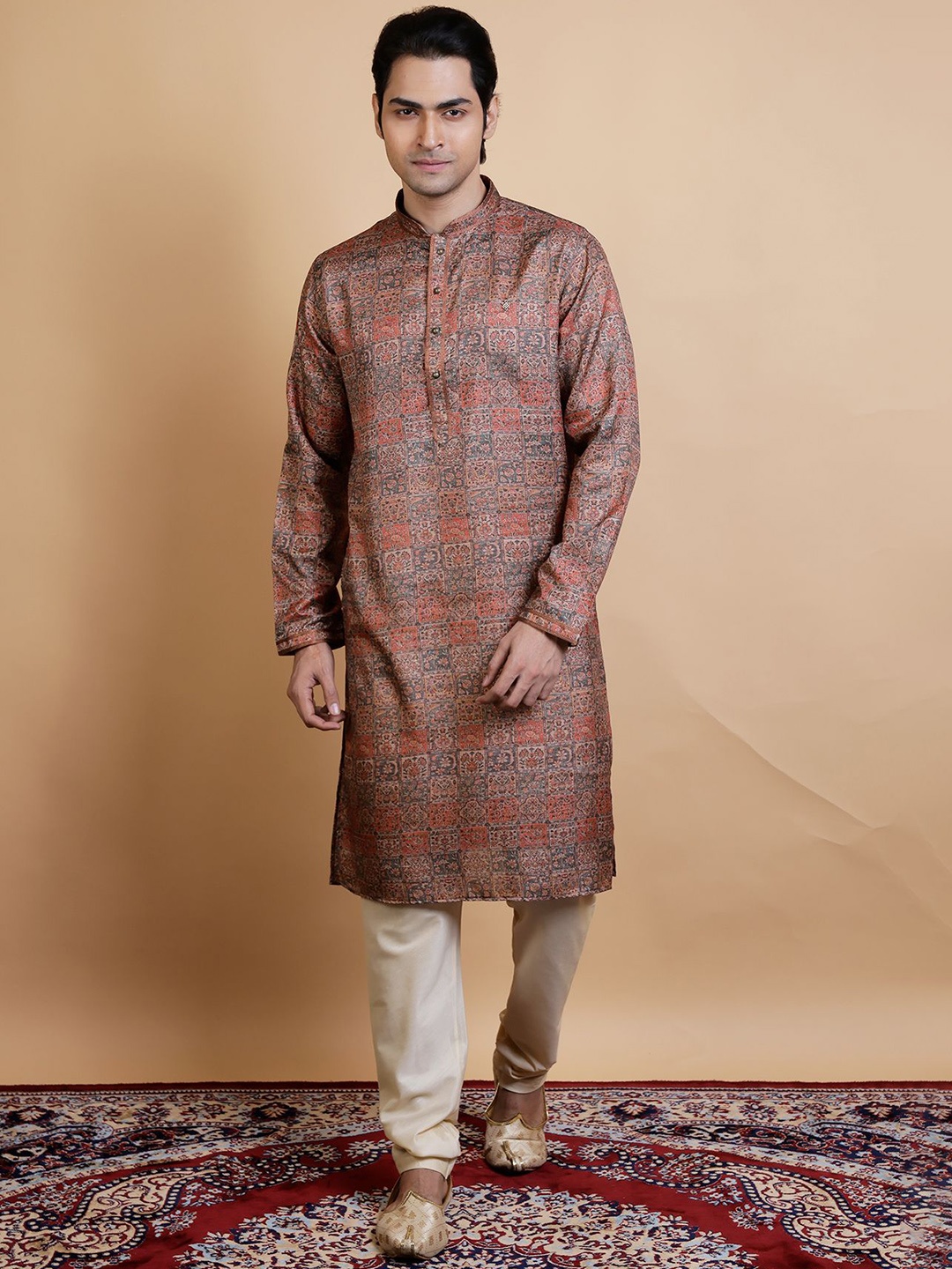 

KHAAS Men Kurta, Rust