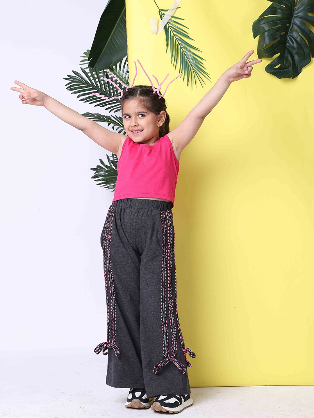 

Baawri Girls Top with Trousers, Pink