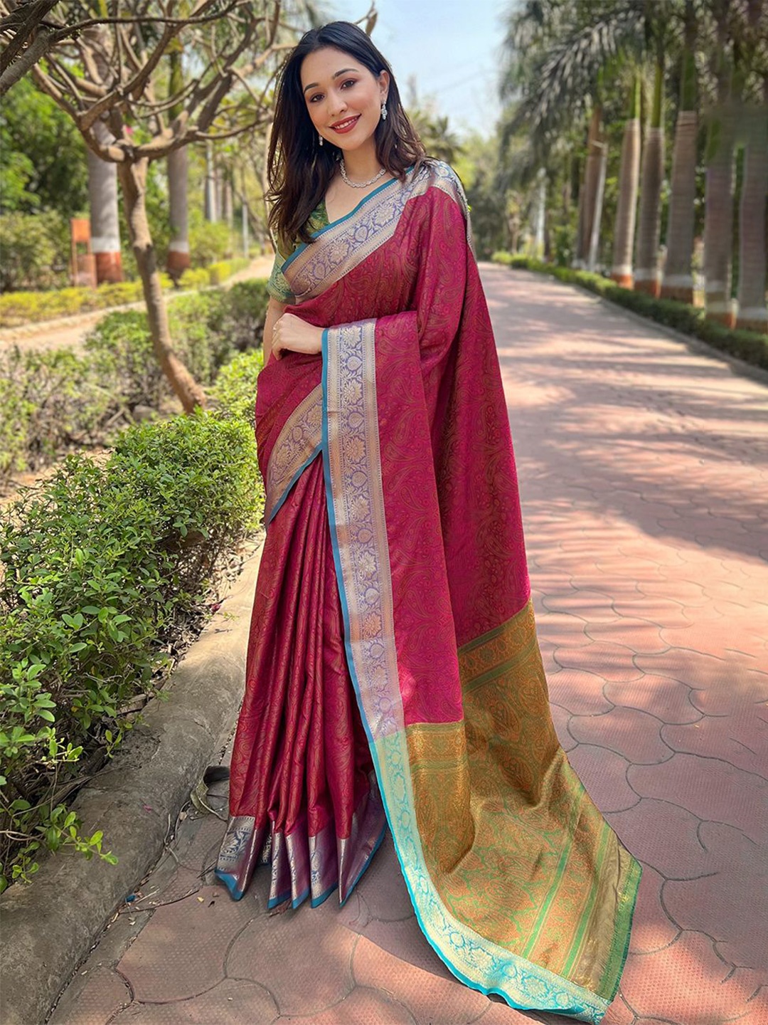 

HMP Fashion Womens Woven Design Zari Pure Silk Paithani Saree, Pink