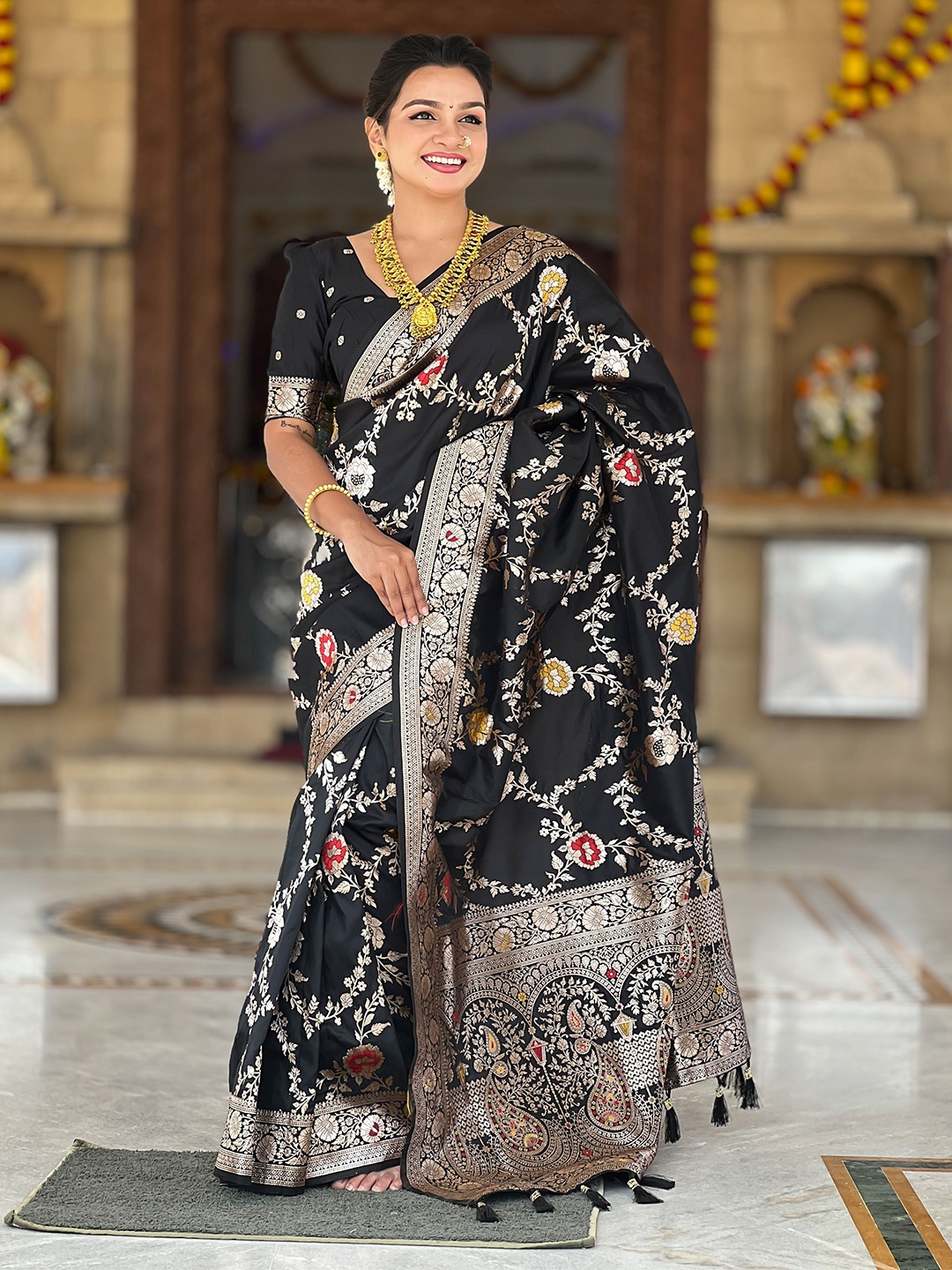 

Ekta Textiles Woven Design Zari Pure Silk Designer Banarasi Saree, Black