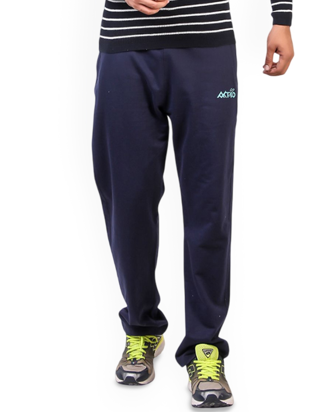 

AKTIO Men Logo Print Relaxed Fit Mid-Rise Track Pant, Navy blue
