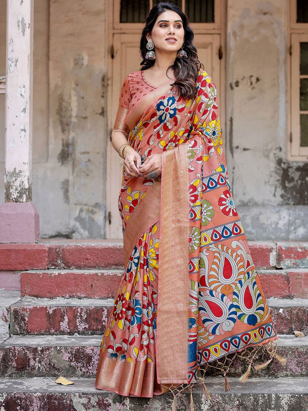 

DIVASTRI Kalamkari Zari Silk Blend Paithani Saree, Peach