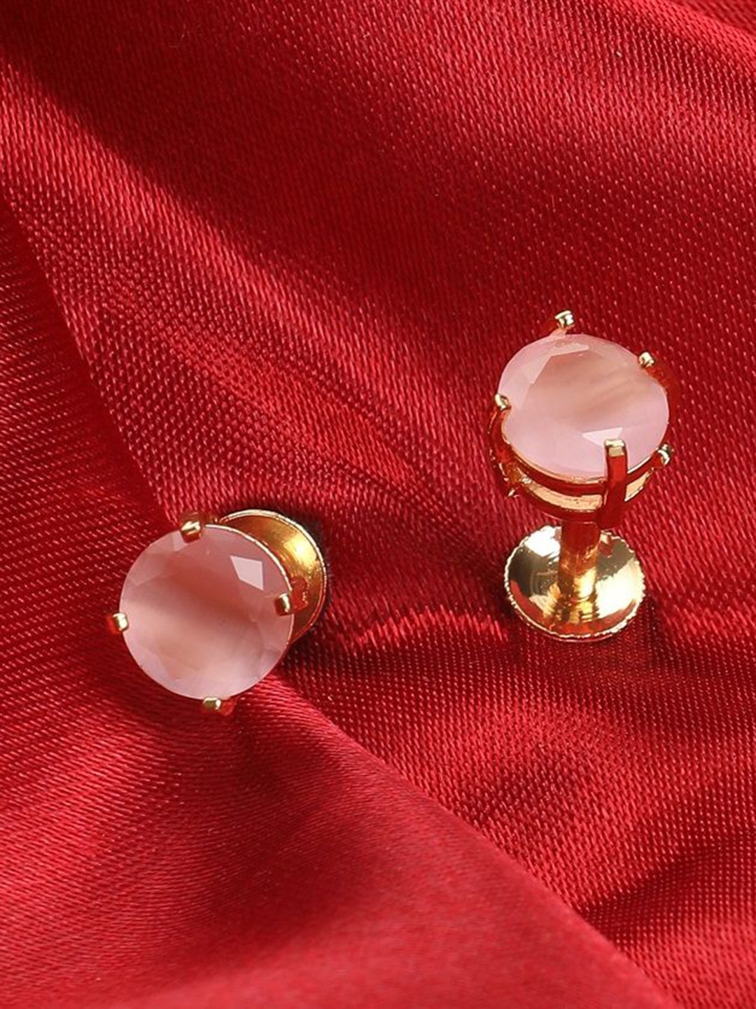

NILA Contemporary Studs Earrings, Gold