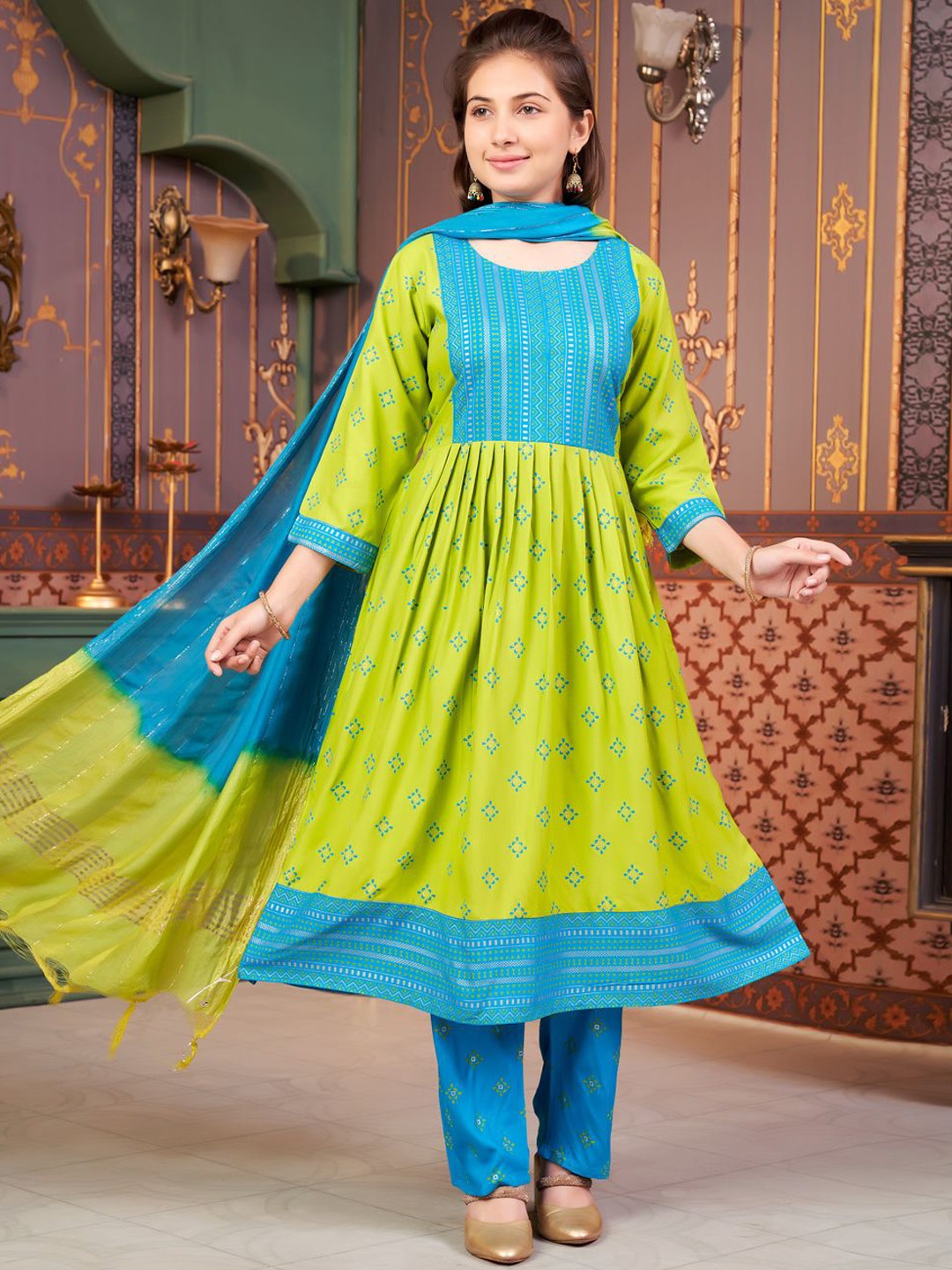 

Sangria Girls Ethnic Motifs Printed A-Line Kurta, Green