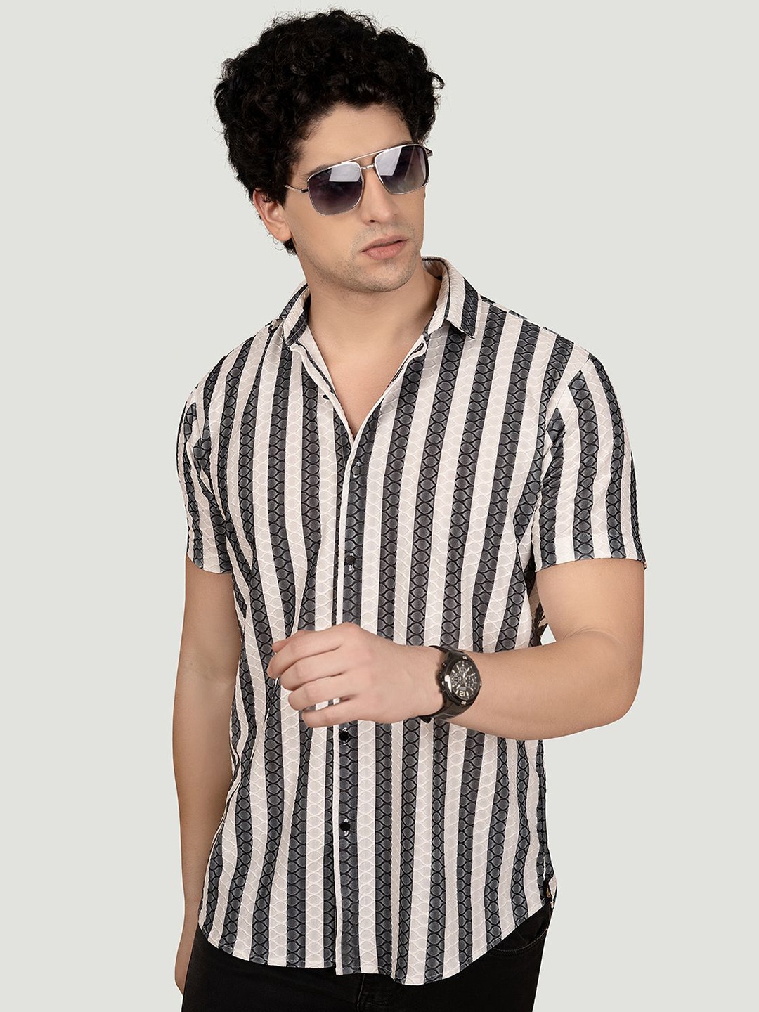 

ALMATY Men Comfort Slim Fit Opaque Striped Casual Shirt, White